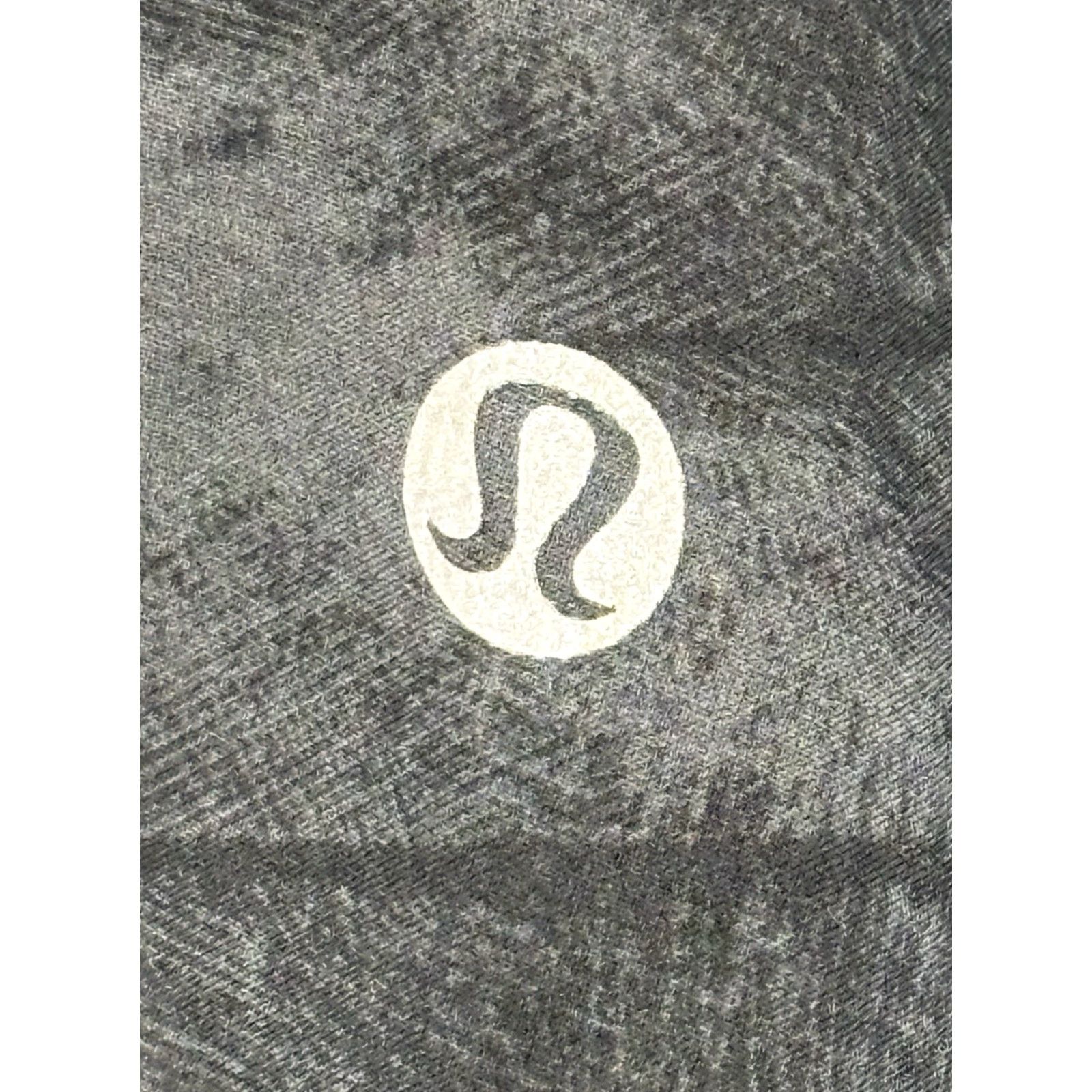 Lululemon Lululemon Pacebreaker Shorts Men L Black Palm Print 9” Inseam Lined Activewear Gym Running Cross Training Mens Size US 33 - 4 Thumbnail