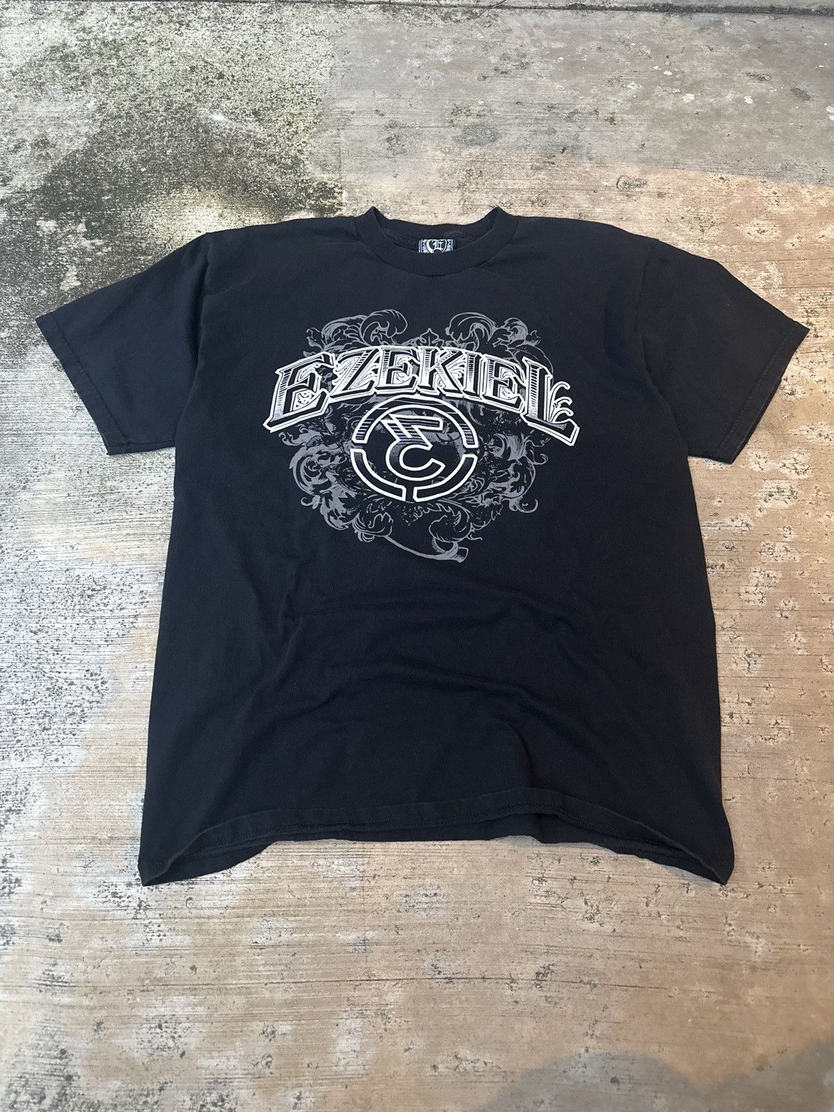 Ezekiel × Vintage Y2k 2000s grunge Ezekiel skateboarding tshirt Size US L / EU 52-54 / 3 - 1 Thumbnail