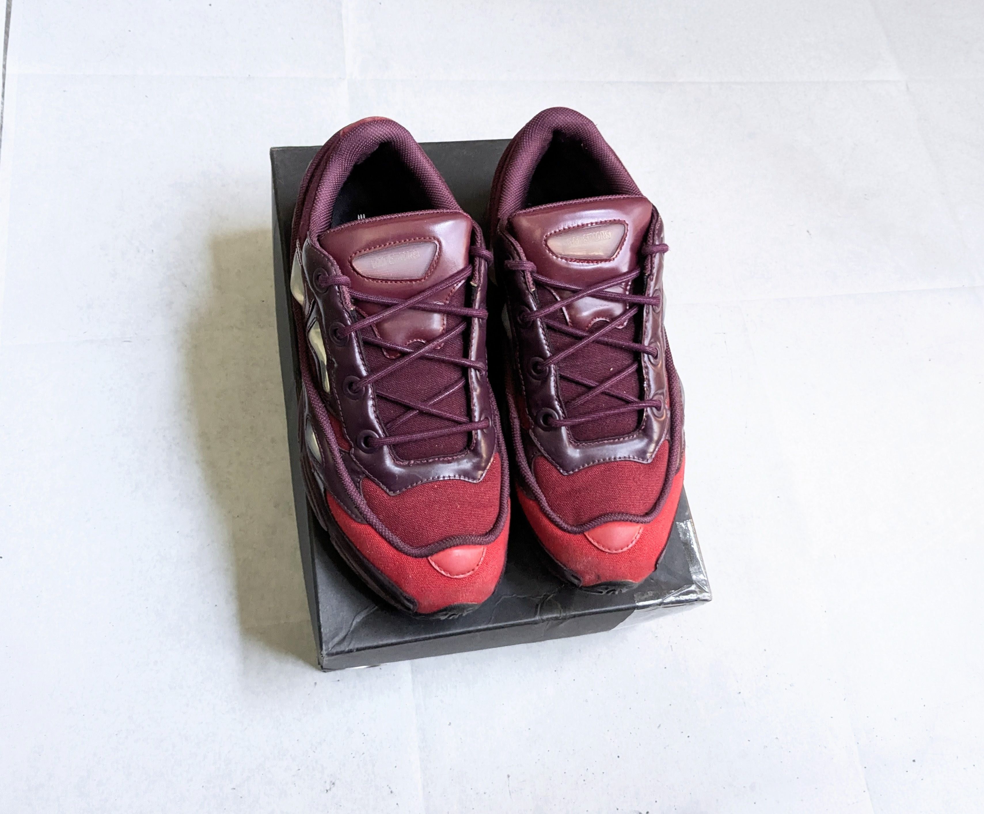 Adidas × Raf Simons Adidas Raf Simons Ozweego 3 Red Burgundy 10 Size US 10 / EU 43 - 1 Thumbnail