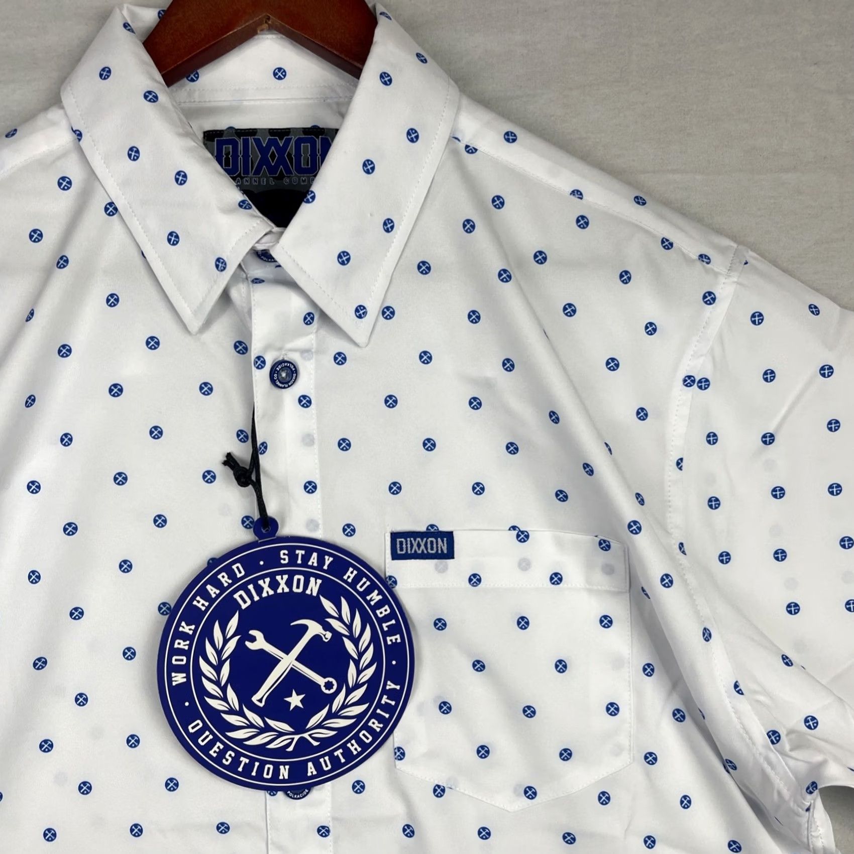 Vintage Dixxon Shirt Mens Medium White Blue Polkacide D-lite Button Down Short Sleeve Polka Dot Casual Workwear Button-Down Mens Size US M / EU 48-50 / 2 - 4 Thumbnail