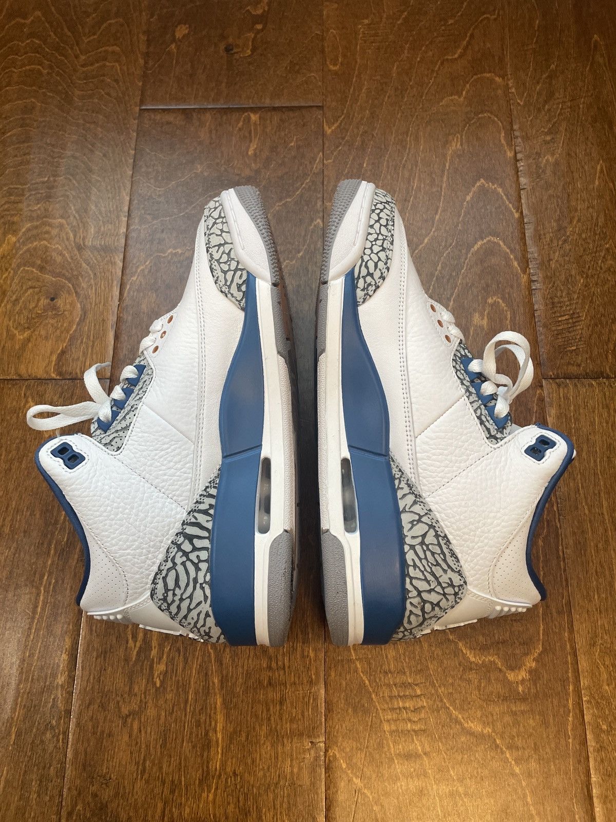 Jordan Brand Air Jordan 3 Retro “Washington Wizards” Size US 8.5 / EU 41-42 - 5 Thumbnail