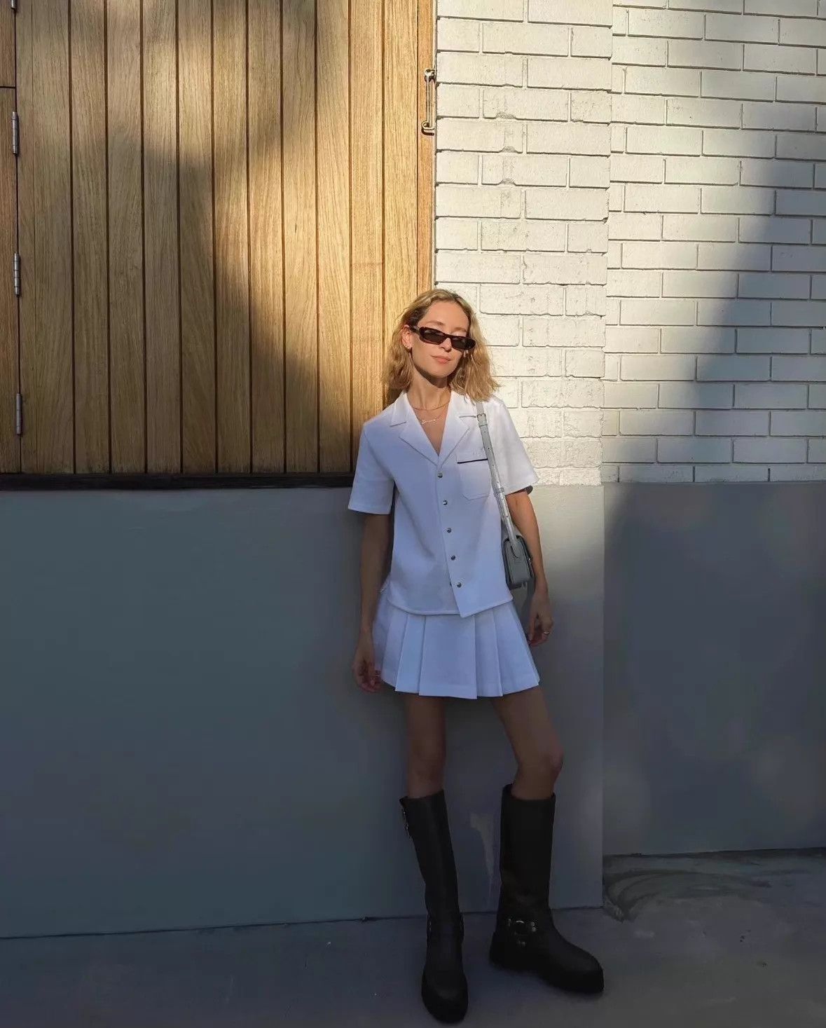 Celine Celine 23ss White Triomphe Nvy Mint S Size S / US 4 / IT 40 - 8 Thumbnail