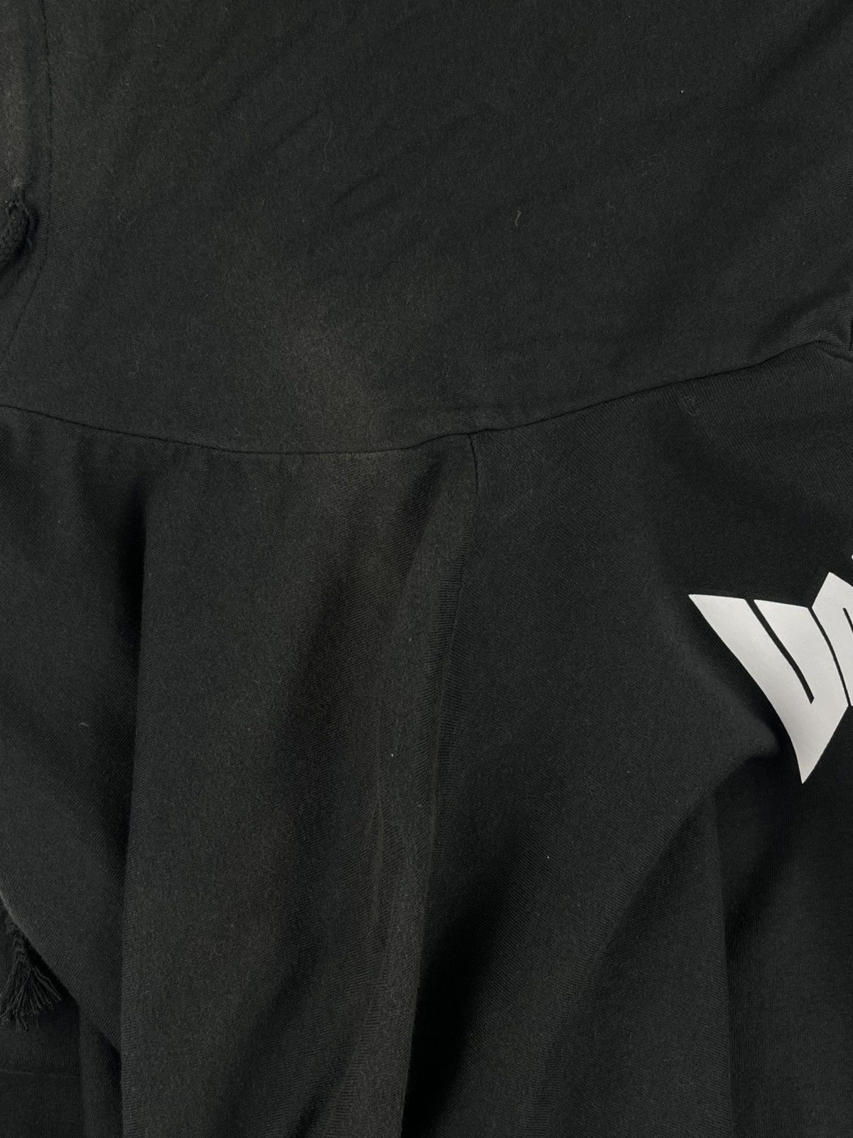 Vetements SS17 Vetements Hanes Staff Tour Hoodie Black Size US M / EU 48-50 / 2 - 14 Thumbnail