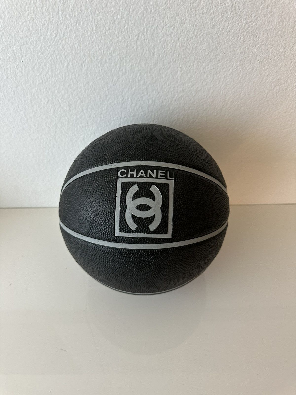Chanel Chanel Basketball Size ONE SIZE - 1 Thumbnail