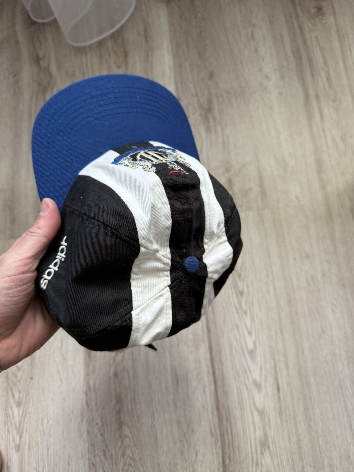 Adidas Rare vintage Adidas New Castle United black/white cap Size ONE SIZE - 21 Thumbnail