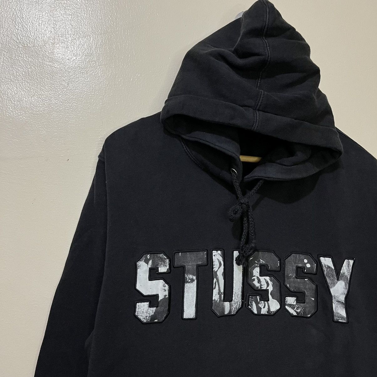 Stussy Vintage Stussy x Laura Pullover Hoodie Size US L / EU 52-54 / 3 - 2 Thumbnail