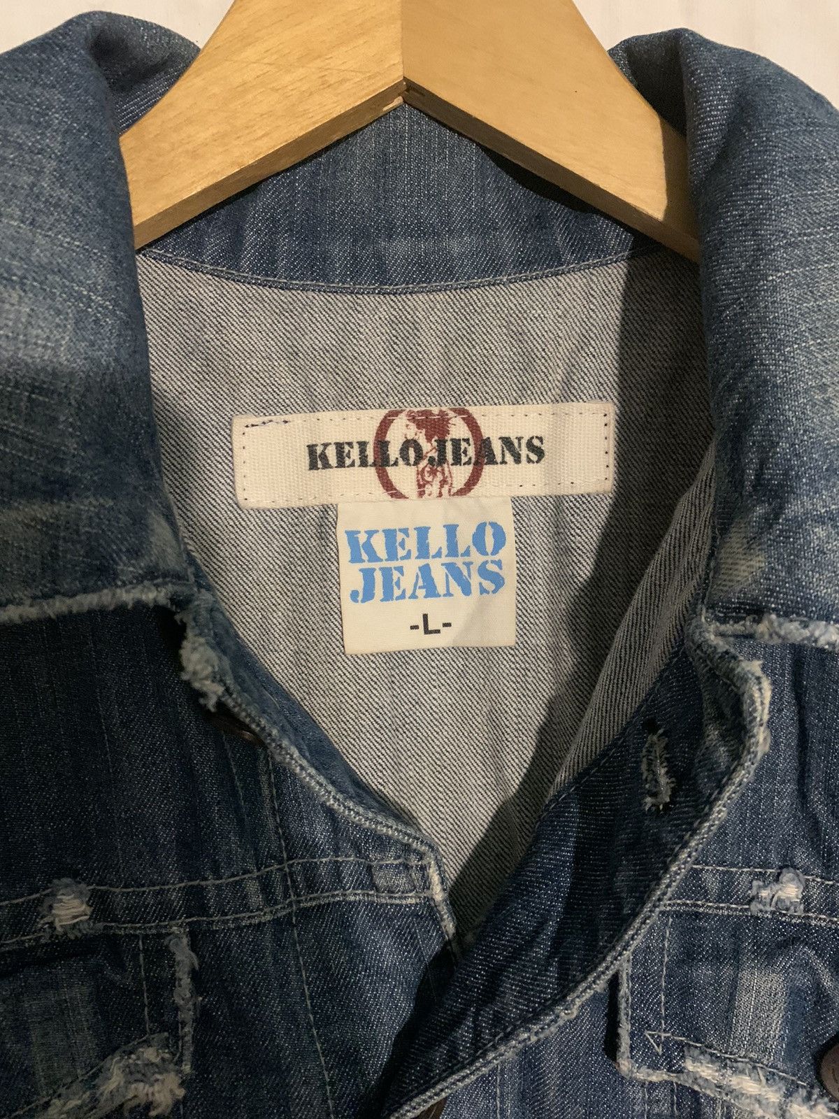 Japanese Brand Distressed denim vest LGB styel Size US L / EU 52-54 / 3 - 5 Thumbnail