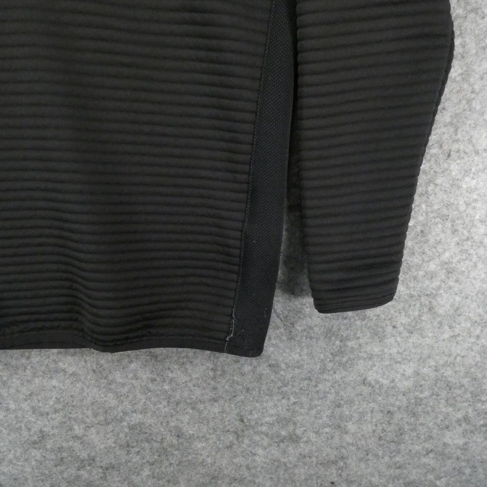 Under Armour Under Armour Golf Sweatshirt Mens Medium Black Mock Neck 1/4 Zip Fleece ColdGear Pullover Size US M / EU 48-50 / 2 - 5 Thumbnail