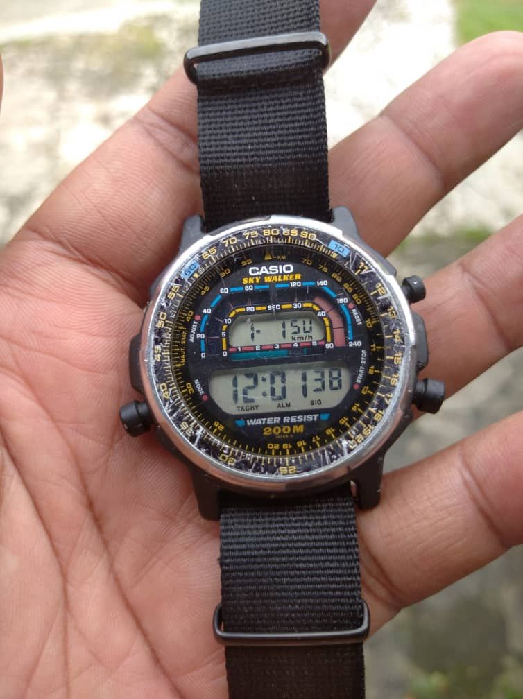 Casio CASIO DW-4000 ''Sky Walker'' worn by Van Damme in TimeCop Size ONE SIZE - 1 Thumbnail