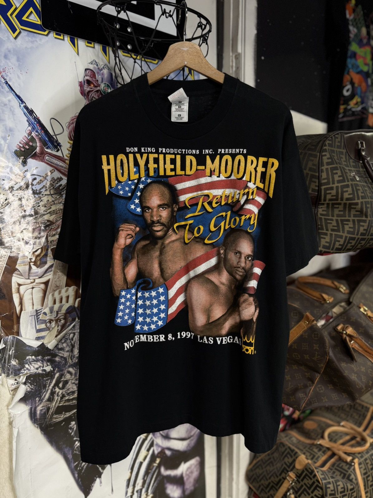 Vintage 90’s Vintage Holyfield Boxing Tee Shirt XLarge Size US XL / EU 56 / 4 - 1 Thumbnail