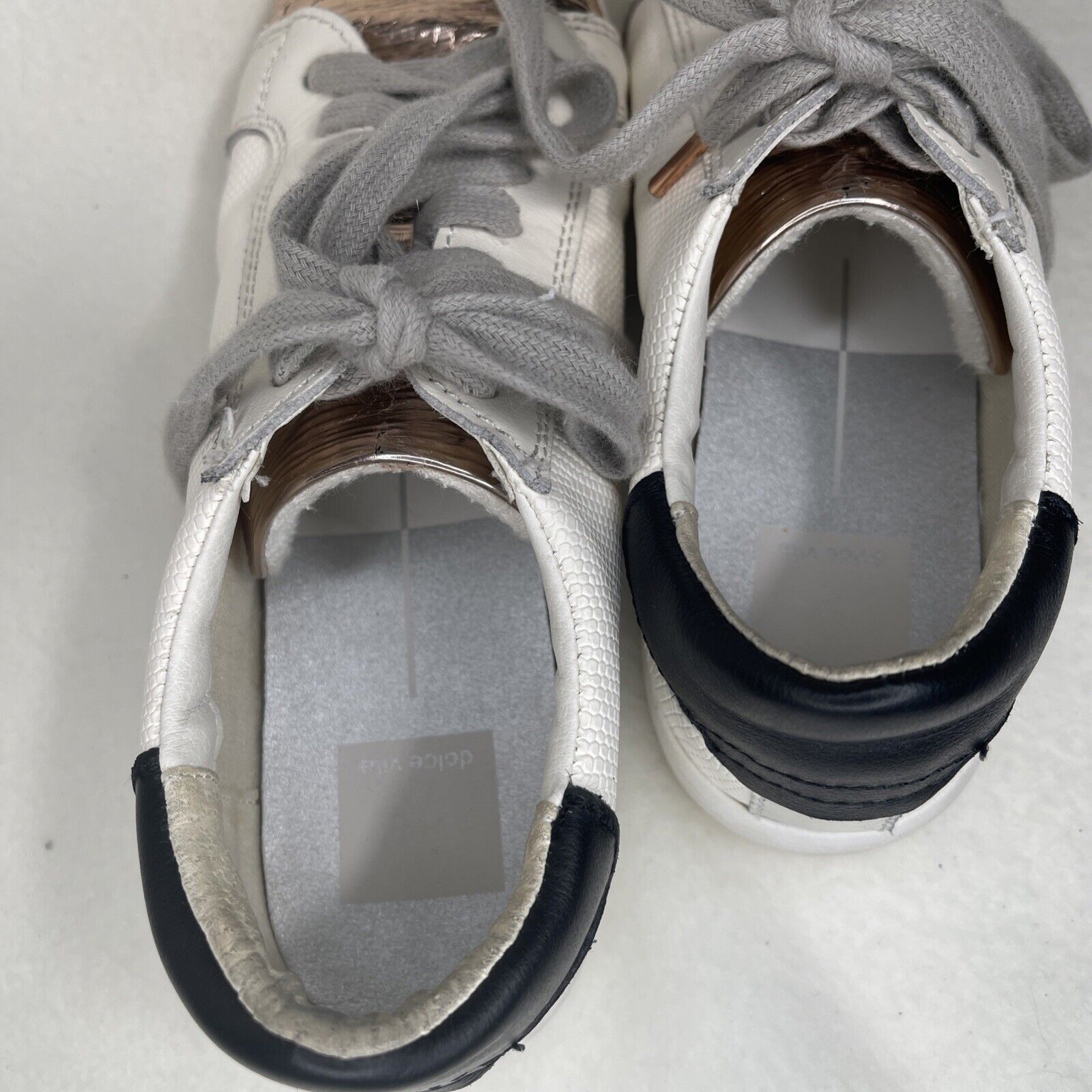 Dolce Vita Dolce Vita Sneakers- Rose Gold Metallic Women’s 7.5- EUC!! Size US 7.5 / IT 37.5 - 7 Thumbnail