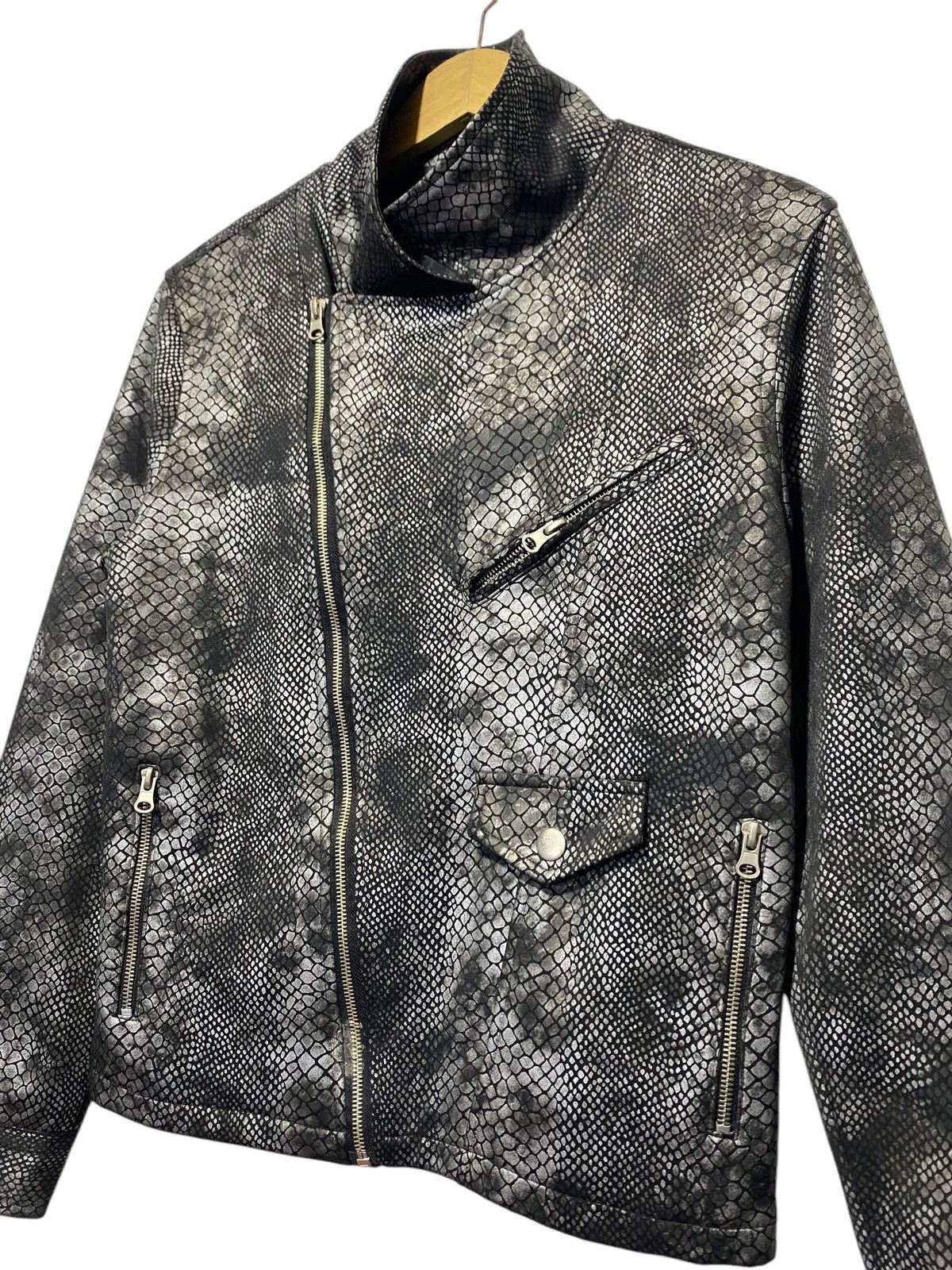 Japanese Brand Vintage Hukuya Snake Skin asymmetric jacket Size US M / EU 48-50 / 2 - 10 Thumbnail