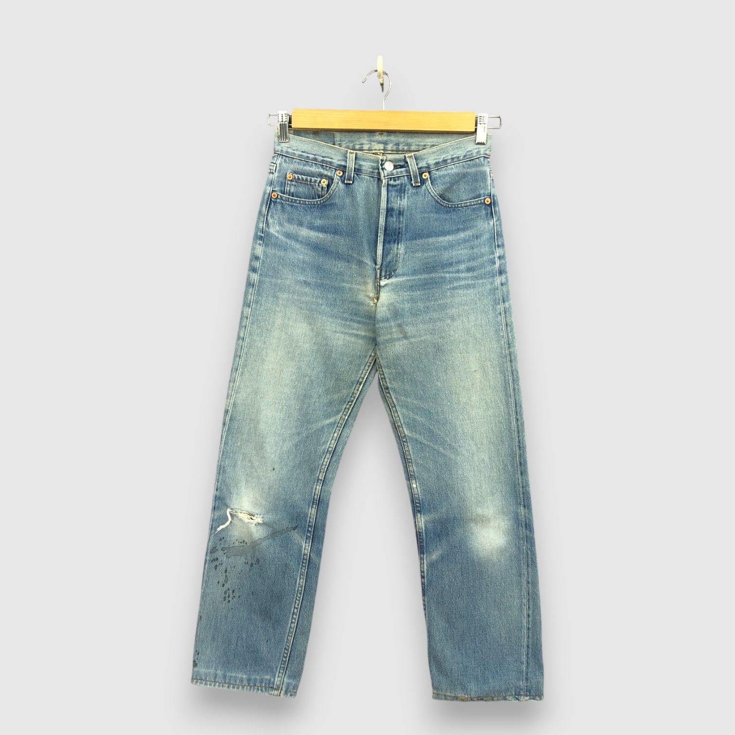 Levi's Vintage Levis 501 Faded Jeans Levi's Light Wash Ripped Denim Size 26" / US 2 / IT 38 - 1 Thumbnail