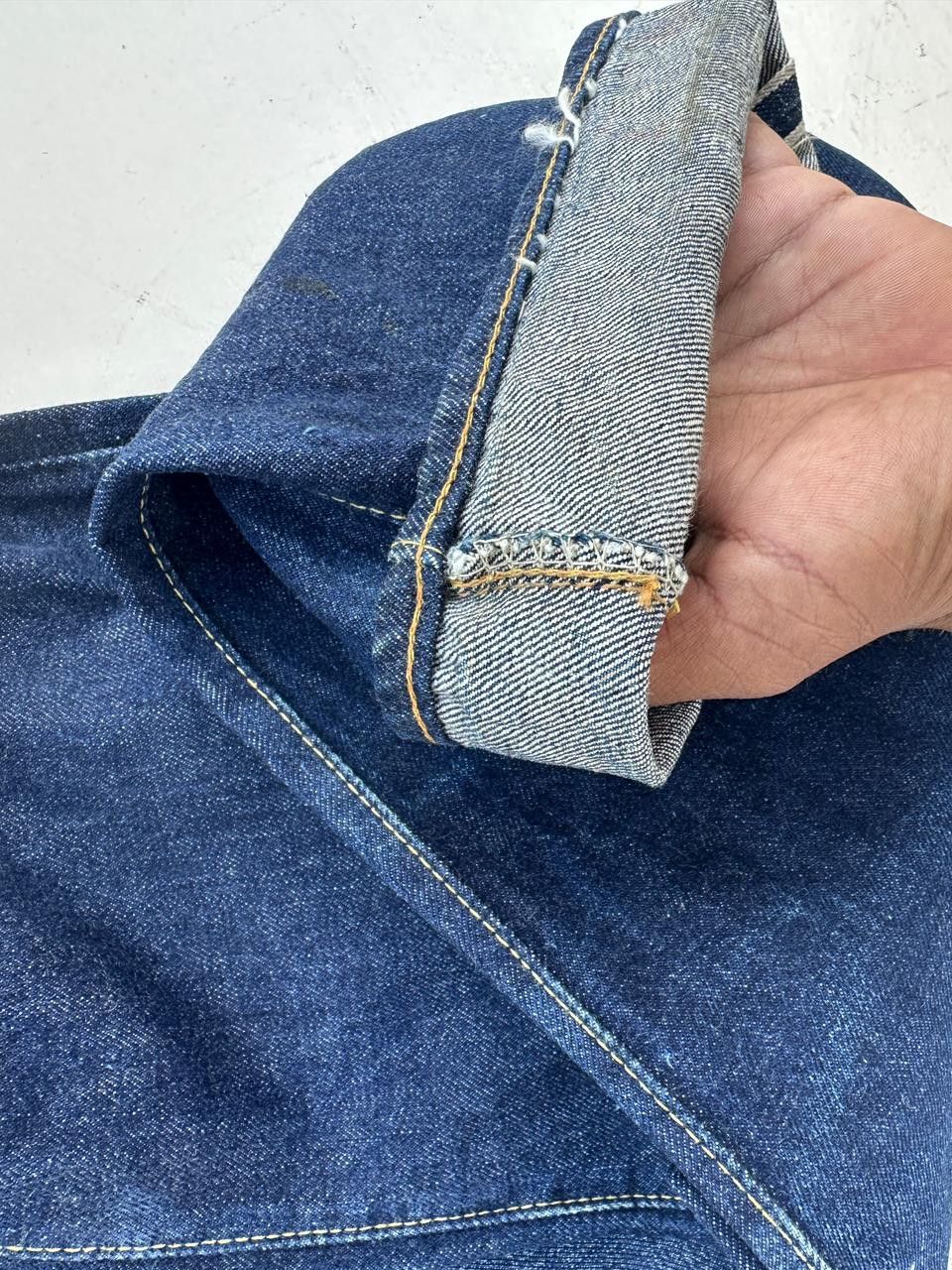 Levi's Vintage Clothing Early 1950s Levi’s 501XX Big E V-Stitch / J-Stamped Button Size US 32 / EU 48 - 23 Thumbnail