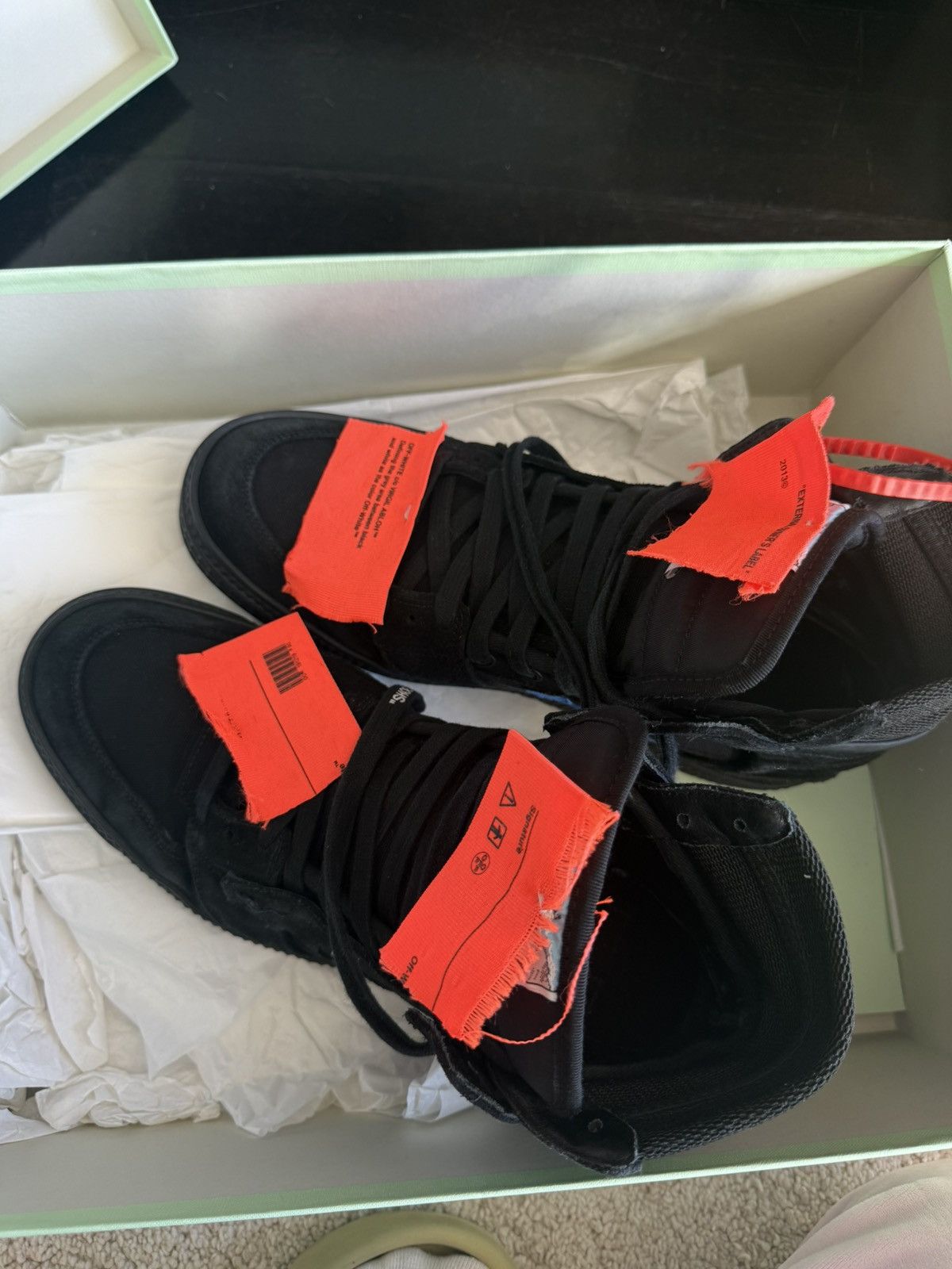 Off-White Off-White Off Court Sneaker Black Size US 7.5 / EU 40-41 - 4 Thumbnail