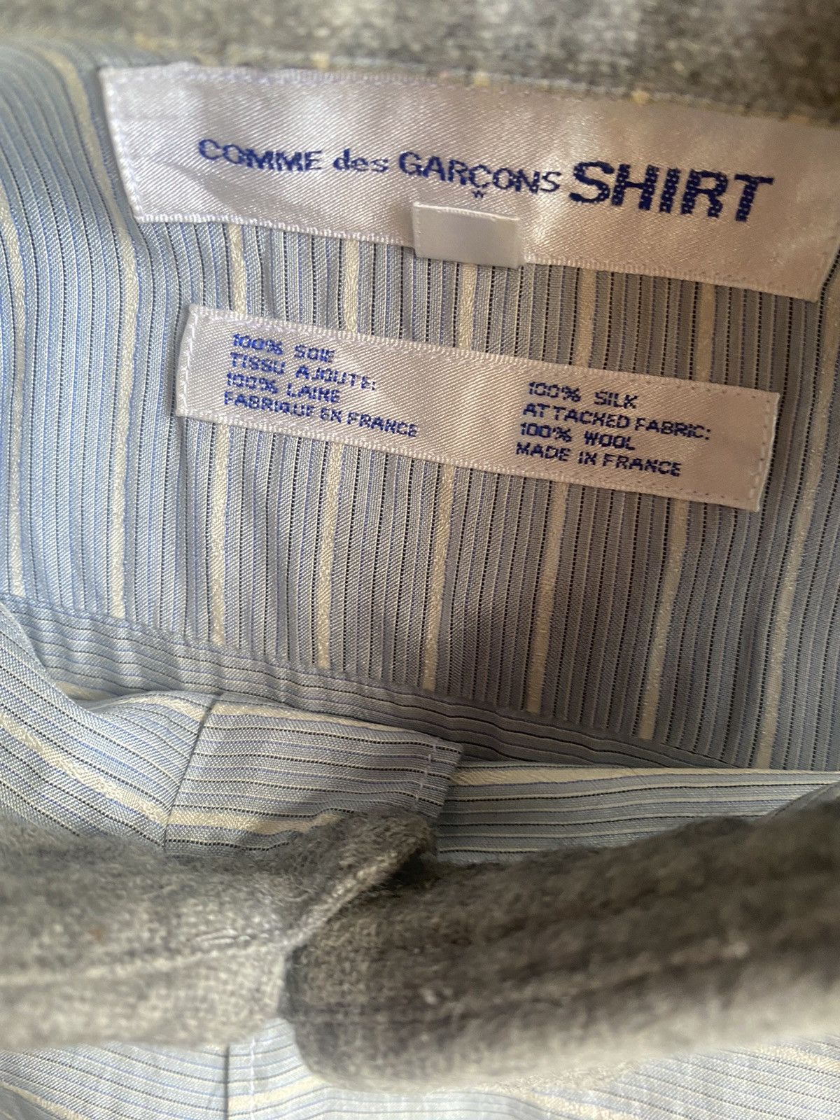 Comme des Garcons Silk Blue Stripe With Contrast Grey Wool Collar Size US S / EU 44-46 / 1 - 5 Thumbnail