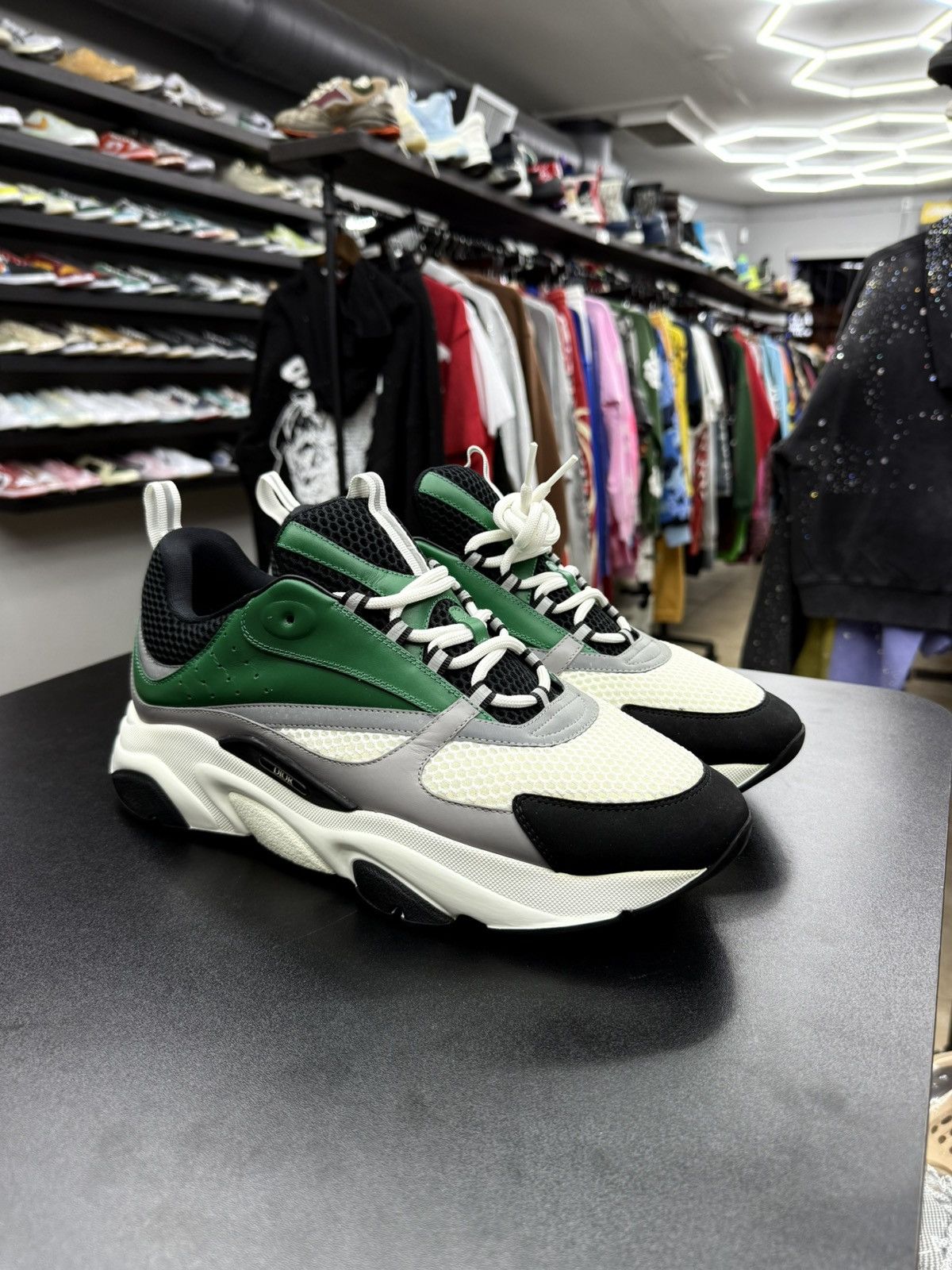 Dior AUTHENTIC Dior B22 white Green size 47 / 14US Size US 14 / EU 47 - 2 Thumbnail