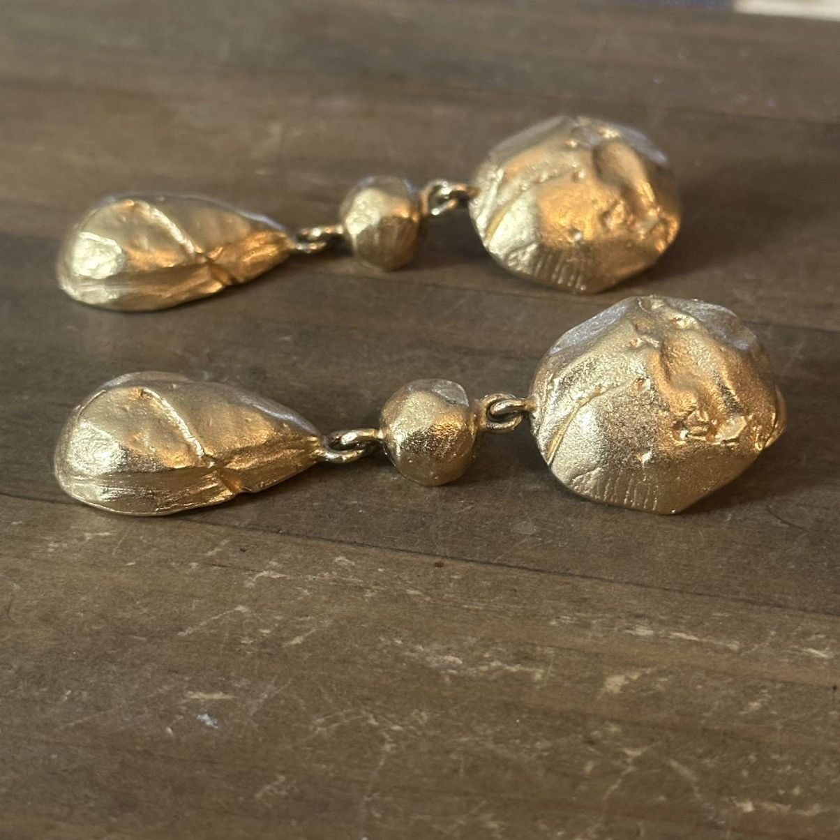 Givenchy Vintage Givenchy golden asteroid clip on dangle earrings Size ONE SIZE - 2 Thumbnail