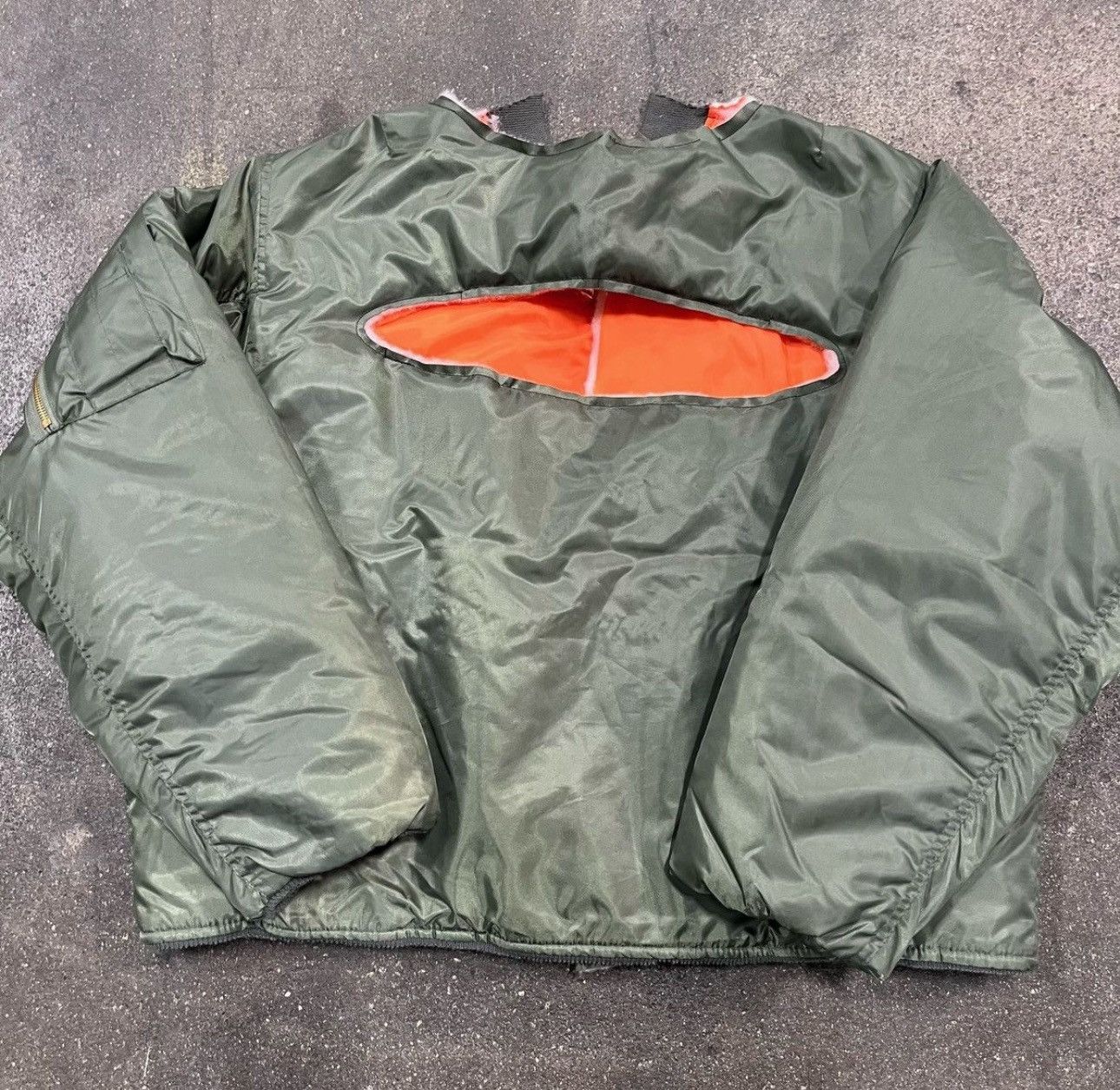 Yeezy 1 of 1 YZY SZN 9 PULLOVER BOMBER UPCYCLE Size US M / EU 48-50 / 2 - 3 Thumbnail