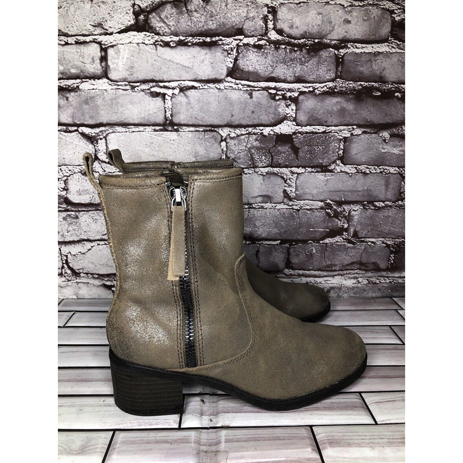 Clarks Clarks Metallic Leather Taupe Nevella Devon Zip Ankle Boots Size US 7.5 / IT 37.5 - 3 Thumbnail