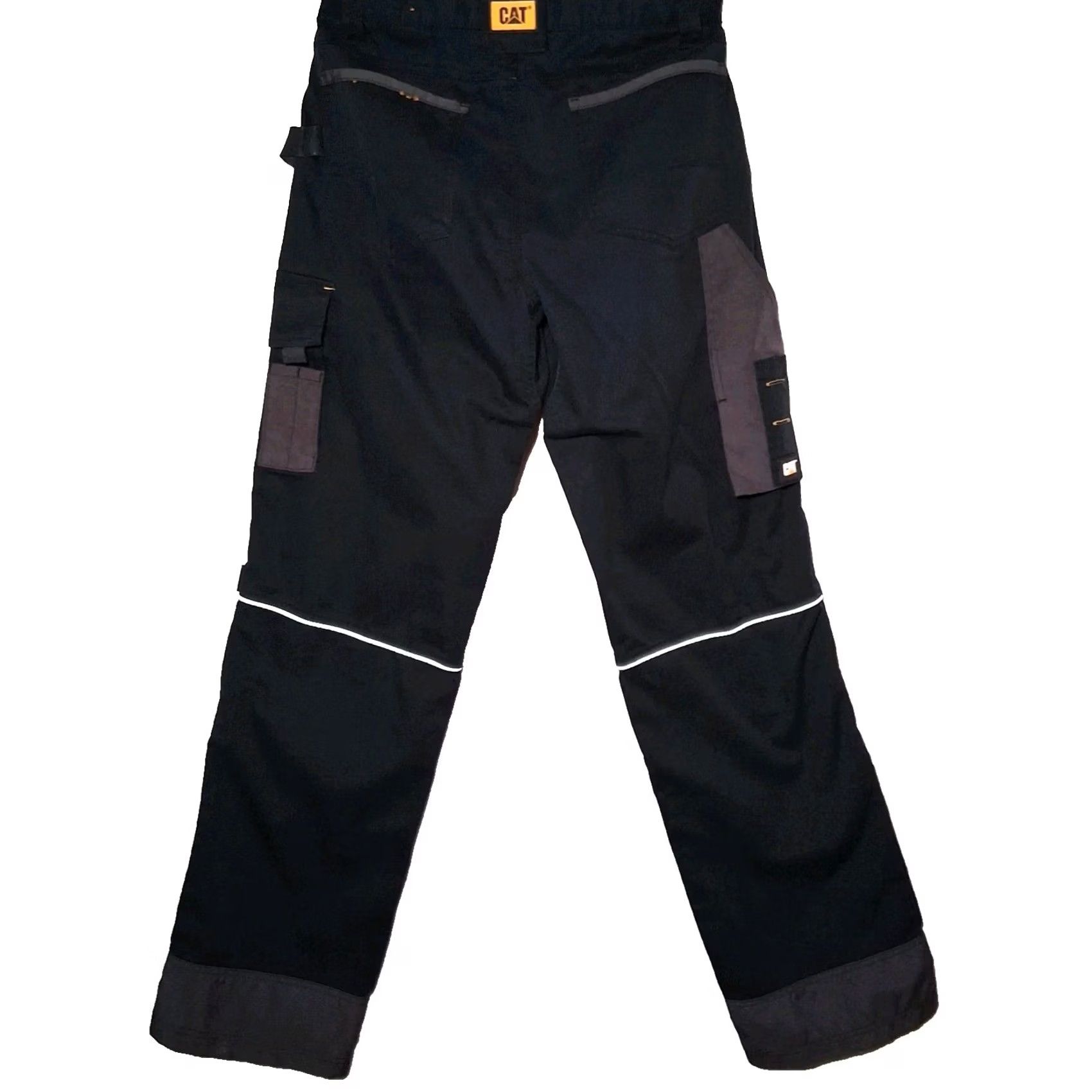 Caterpillar Caterpillar CAT Pants 32x35 Black Cargo Carpenter Workwear Sturdy Cargo Pocket Men Pants Regular 32x35 Cat Theme Size US 32 / EU 48 - 2 Thumbnail