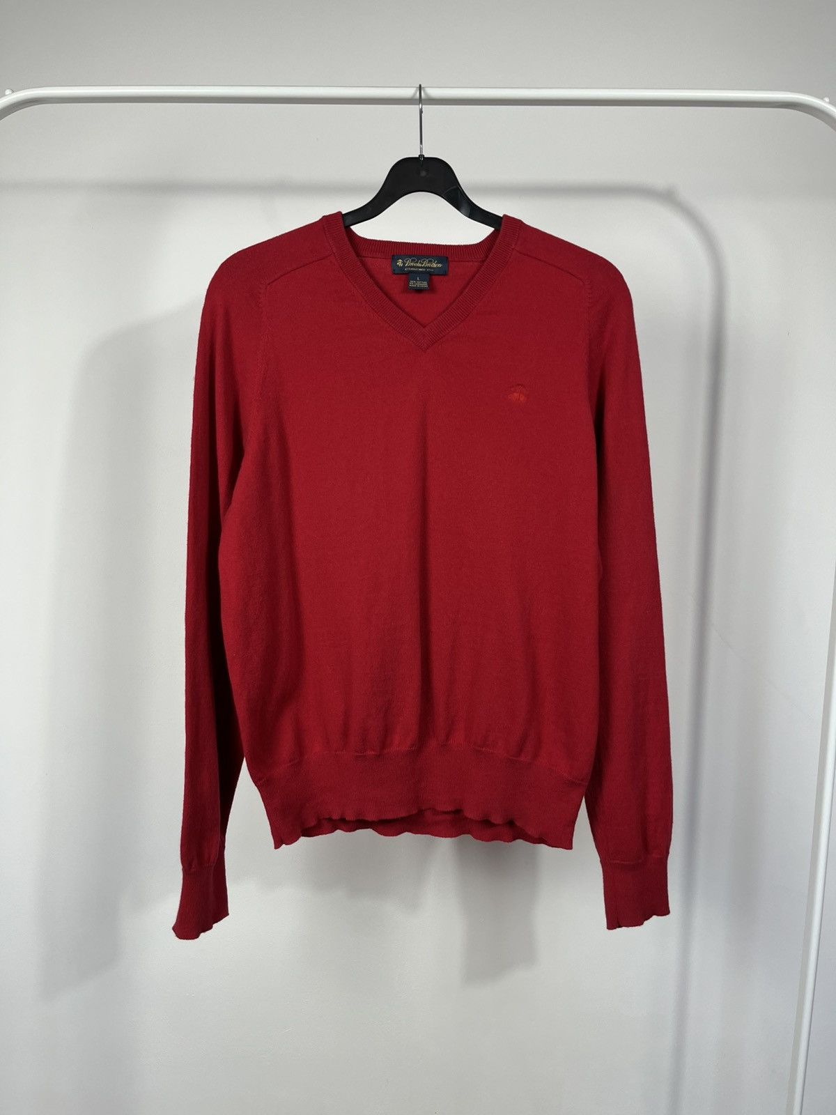 Brooks Brothers Brooks Brothers Red V Neck Cotton Cashmere Sweater Men’s L Size US L / EU 52-54 / 3 - 1 Thumbnail