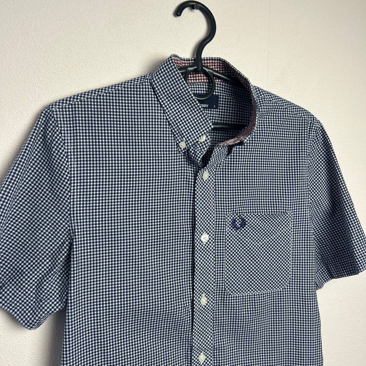 Fred Perry Mens Fred Perry Small logo streetwear basic button shirt Size US S / EU 44-46 / 1 - 2 Thumbnail