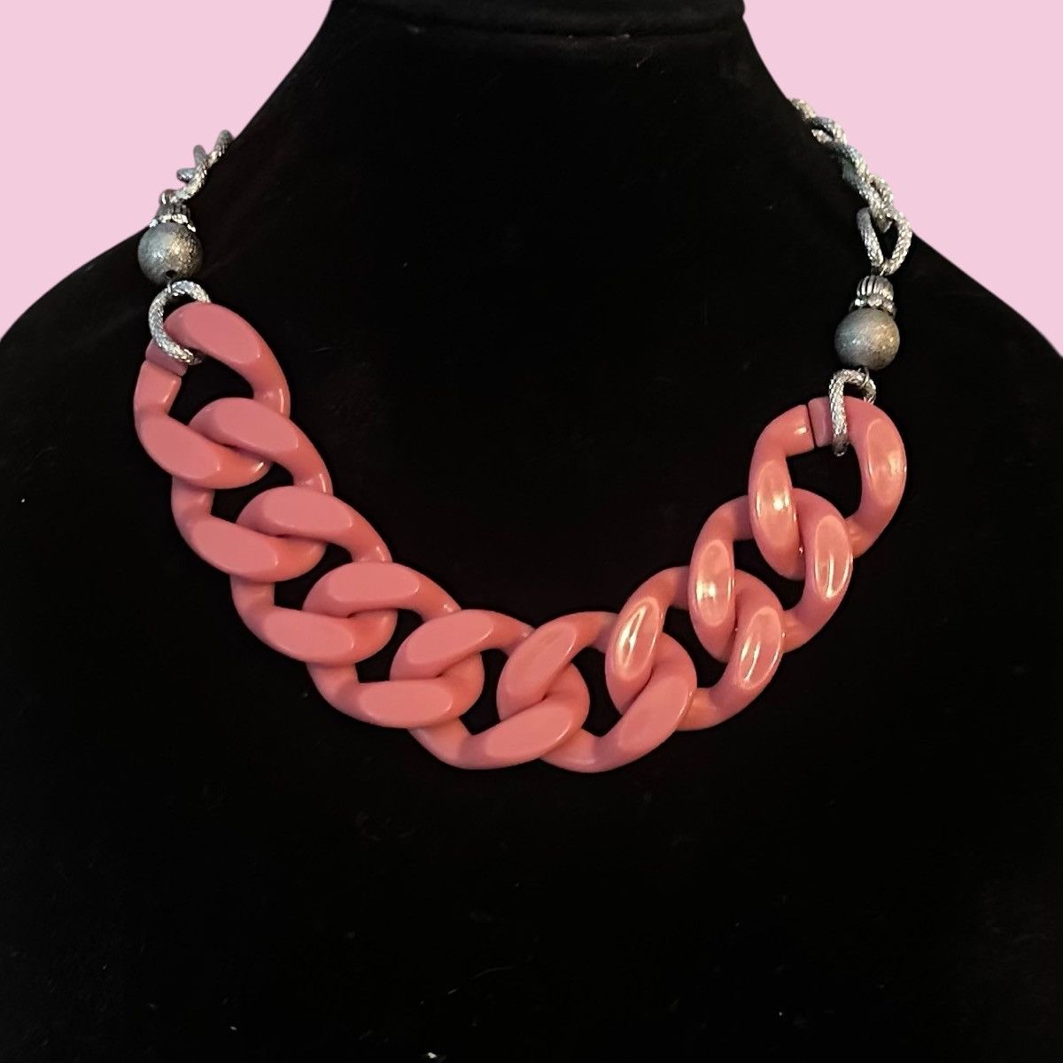 Other NY Collection chunky pink acrylic link statement necklace Size ONE SIZE - 1 Thumbnail