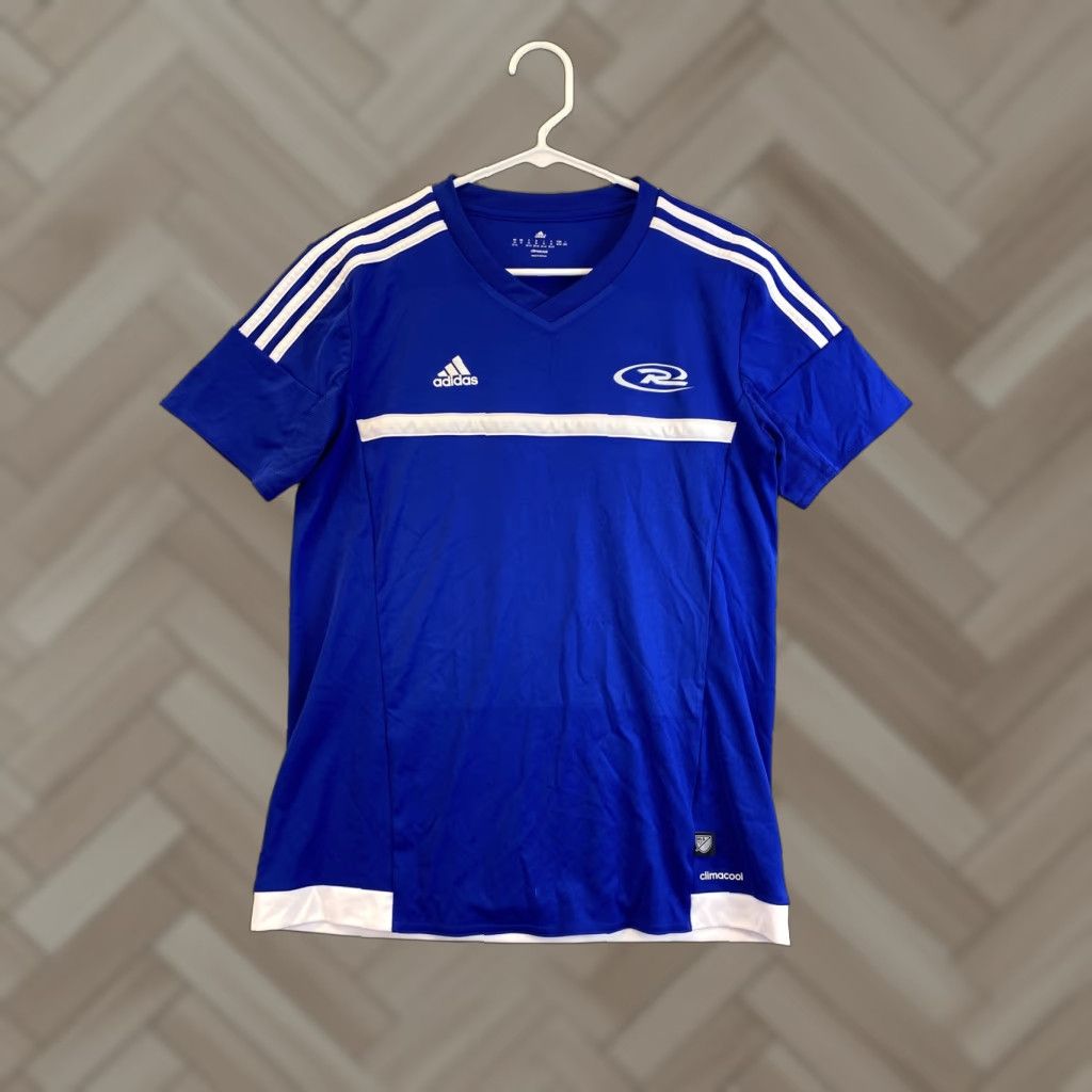 Adidas adidas T-Shirt M Blue Short Sleeve Logo Casual 93-1 Teens Boys Girls Sports Regular Vintage No Size US M / EU 48-50 / 2 - 1 Thumbnail