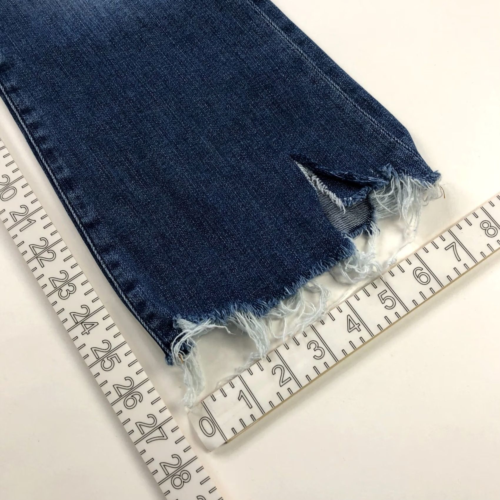 Frame FRAME Jeans Womens 27 Blue Crop Mini Boot Fits 26W 26L Mid Rise Denim Cutoff HRJ Size 27" / US 4 / IT 40 - 4 Thumbnail