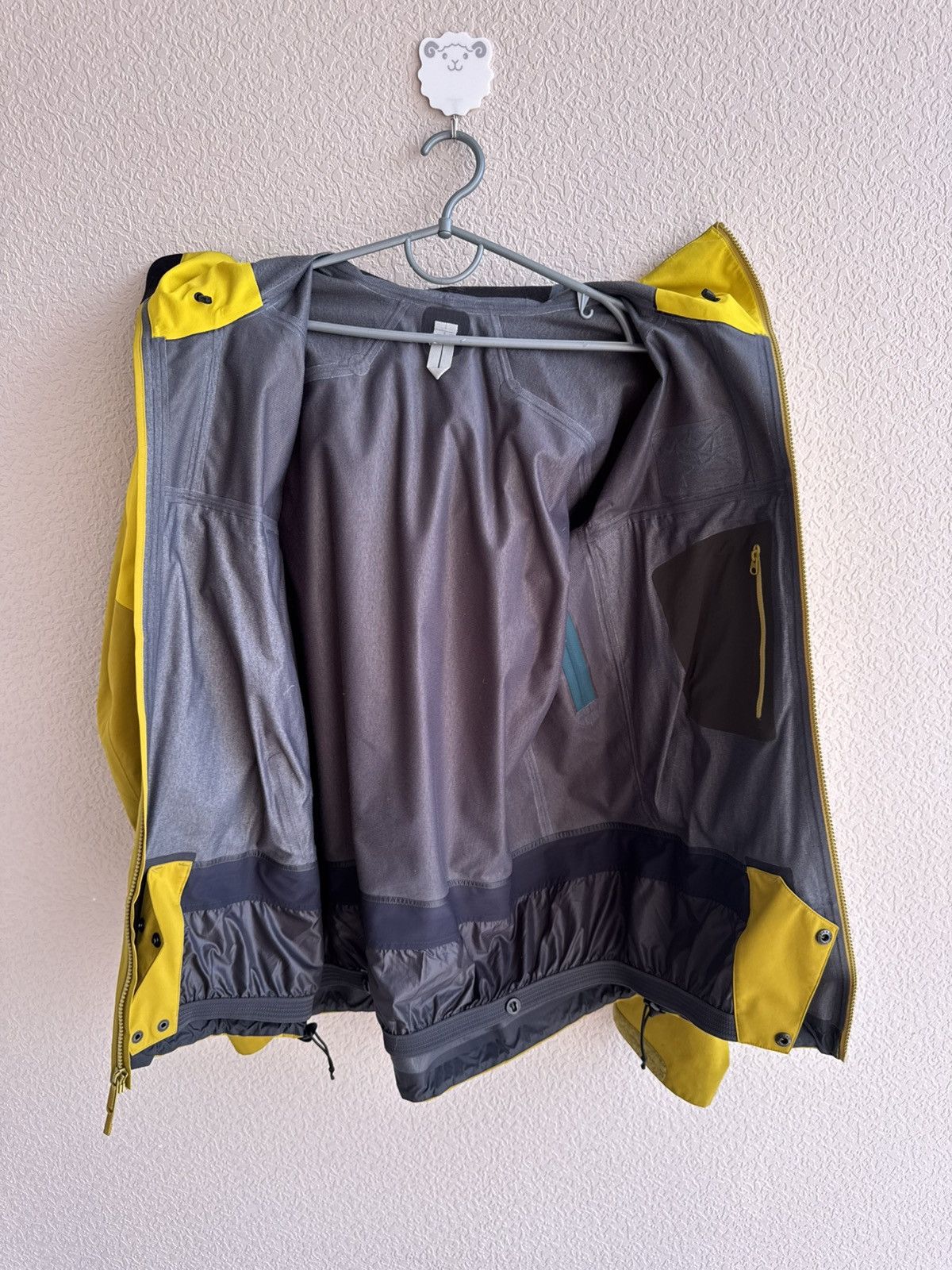Arc'teryx Arc'teryx Rush Jacket Yellow Gore-tex Pro Snowboard/Ski Size US M / EU 48-50 / 2 - 3 Thumbnail