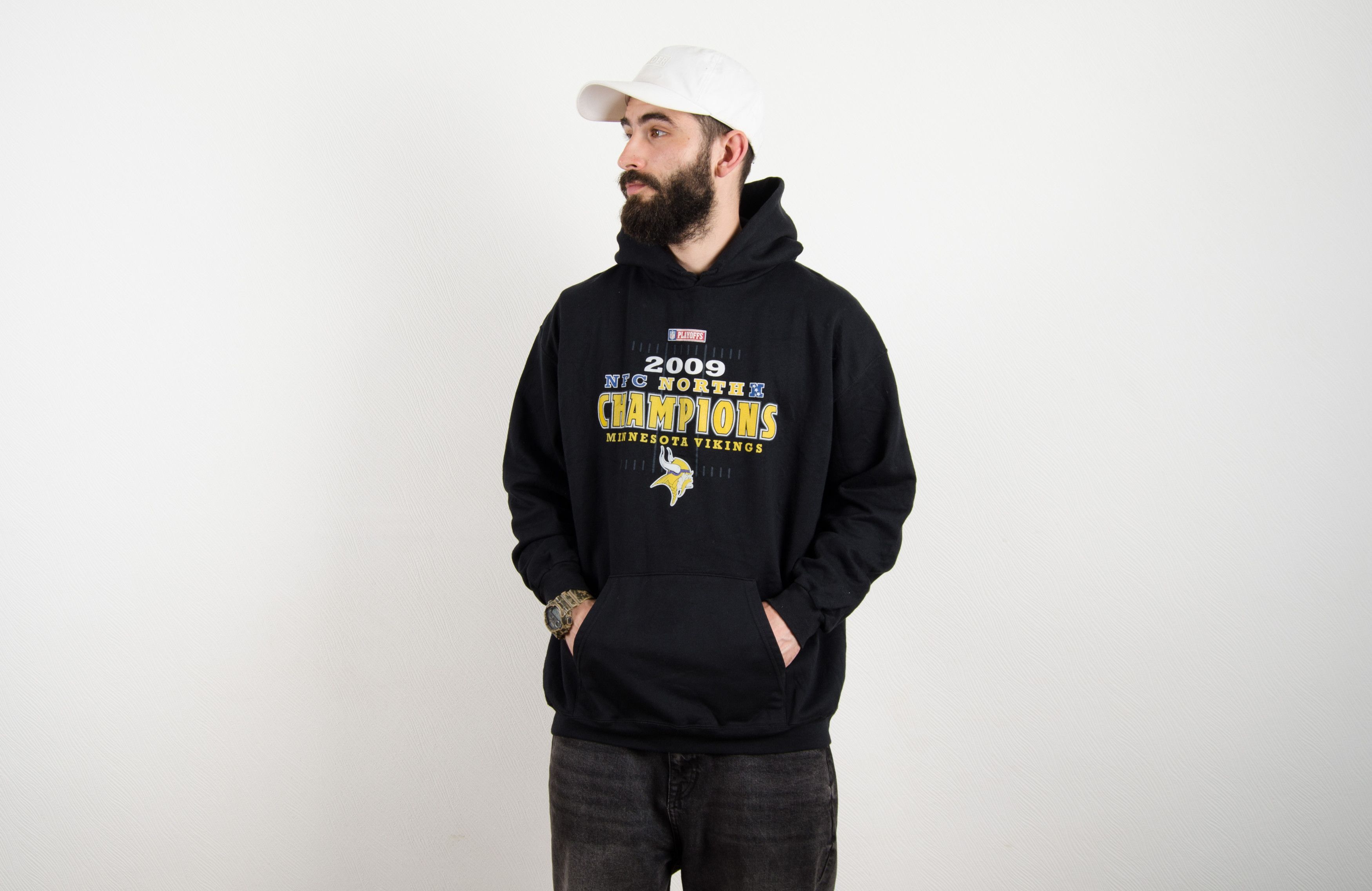 NFL Vintage 2009 NFL NFC Minnesota Vikings Champions Hoodie Size US XL / EU 56 / 4 - 2 Thumbnail