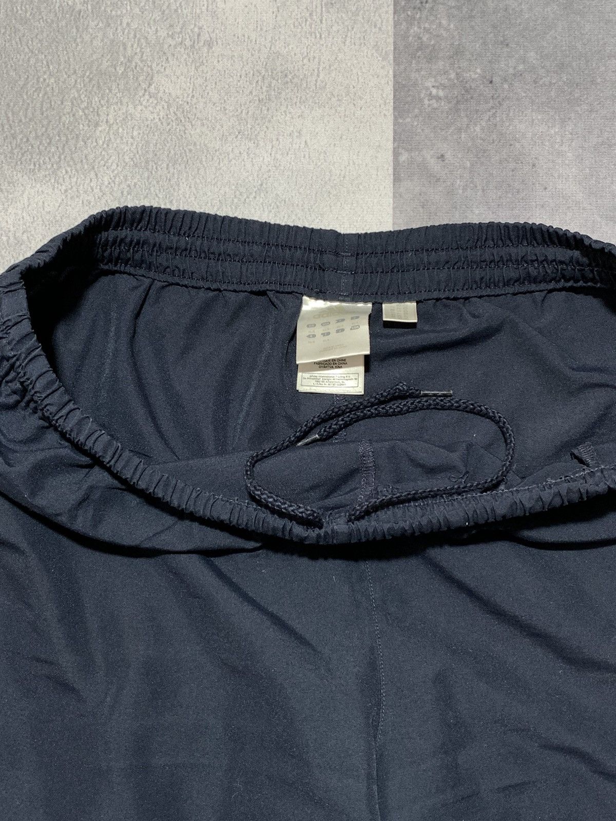 Adidas × Vintage Vintage 90s Adidas trackpants jogger pants streetwear sizeXL Size US 36 / EU 52 - 4 Thumbnail