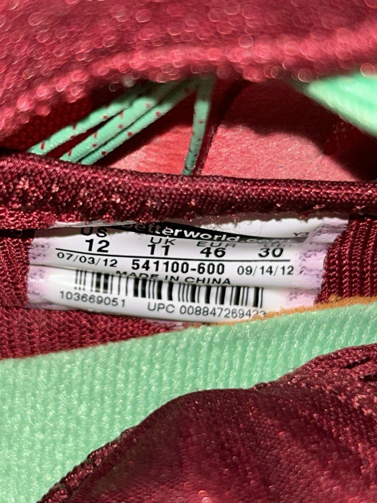 Nike Nike Lebron 10 Christmas 541100-600 size 12 NEW Lebron X Size US 12 / EU 45 - 10 Thumbnail