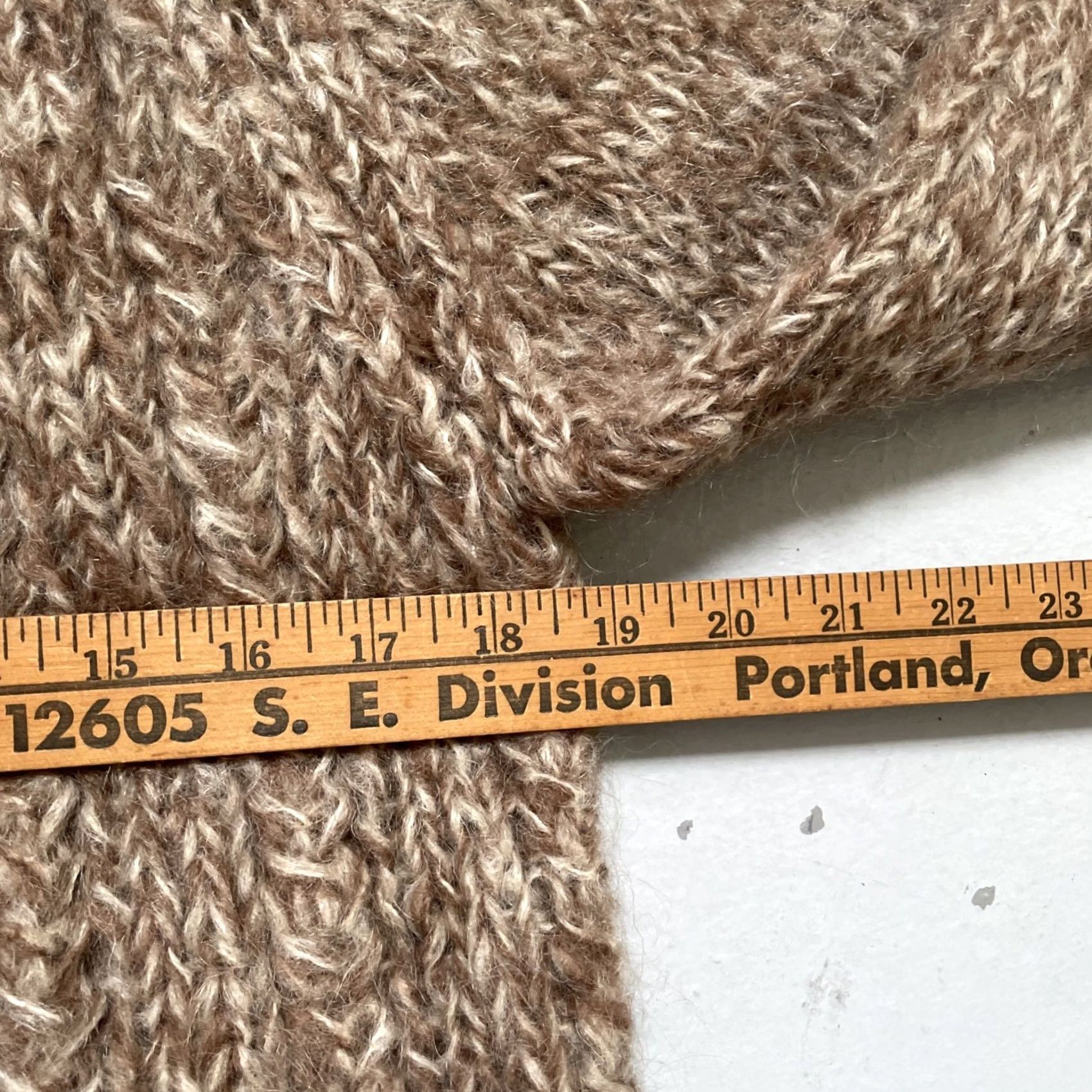 Vintage Specificity: "Shaggy Rockabilly” adds more descriptive details Size US S / EU 44-46 / 1 - 5 Thumbnail