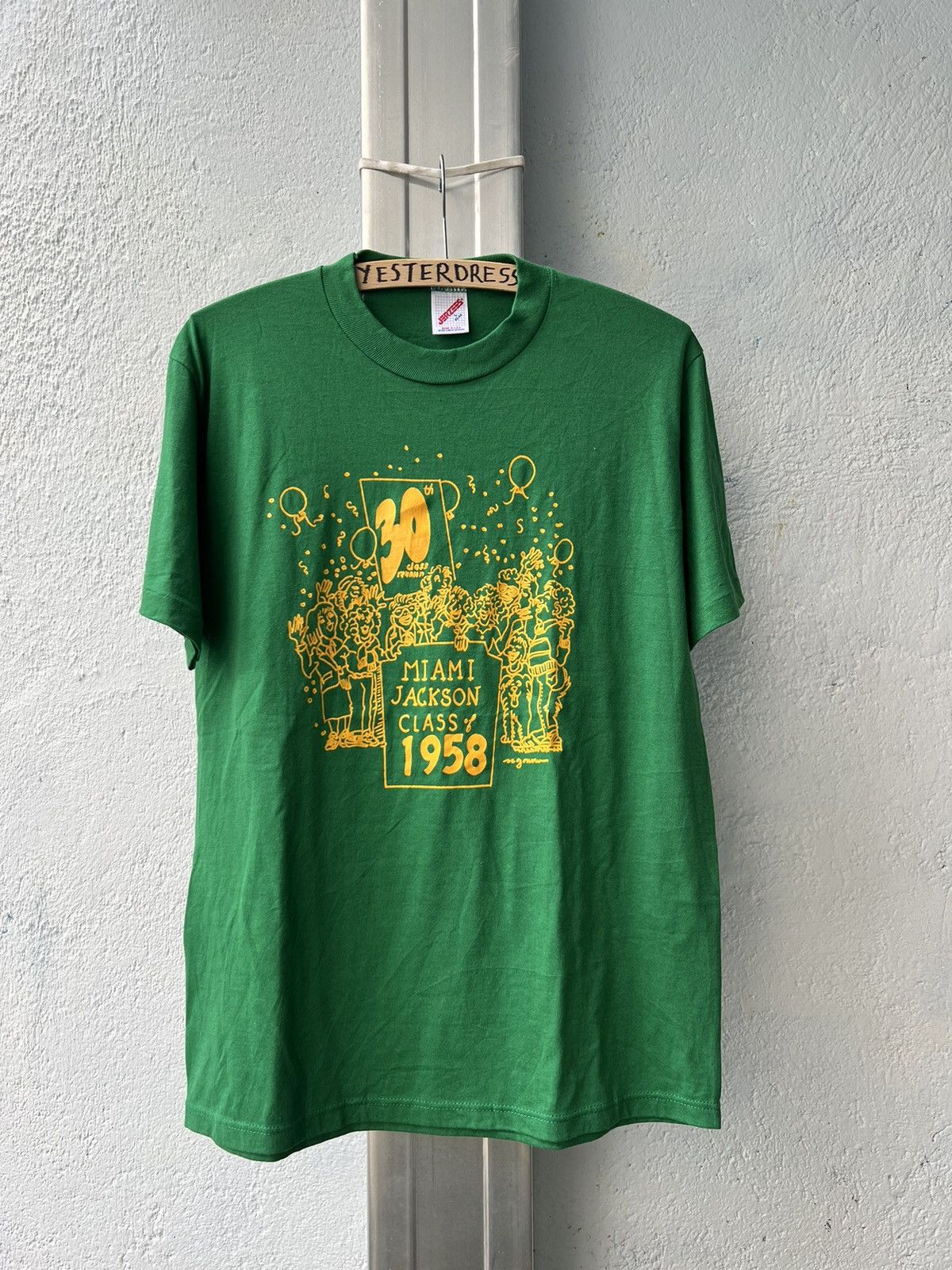 Vintage Miami Jackson Class of 1958 Vintage T-Shirt Size US L / EU 52-54 / 3 - 1 Thumbnail
