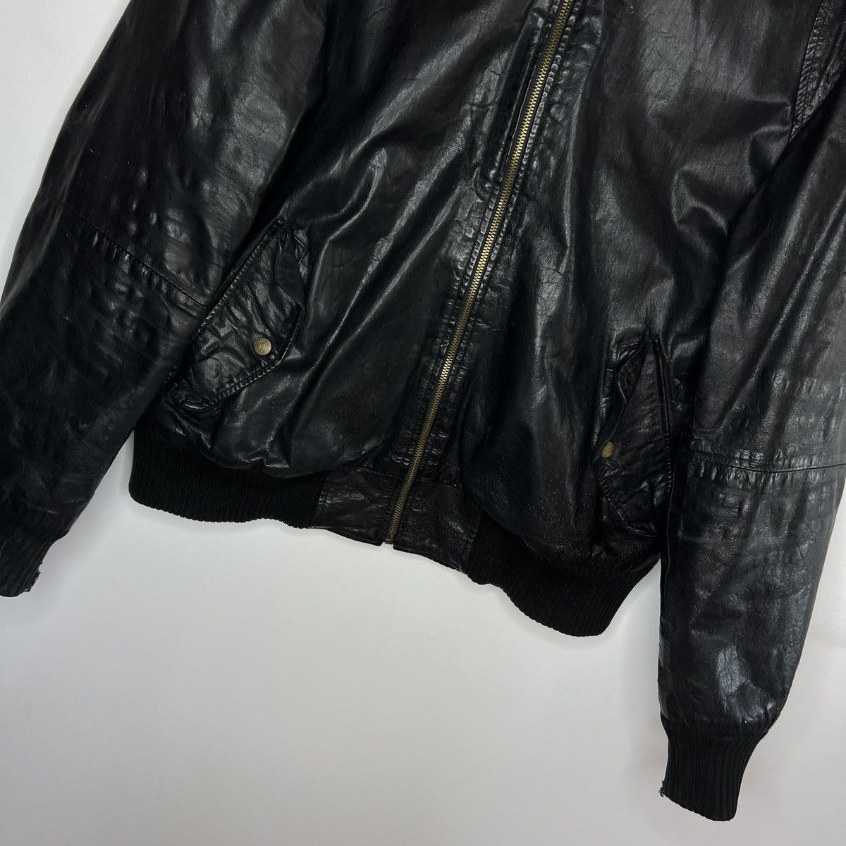 Zara Vintage Zara Genuine Leather Bomber Flight Jacket Size US L / EU 52-54 / 3 - 6 Thumbnail