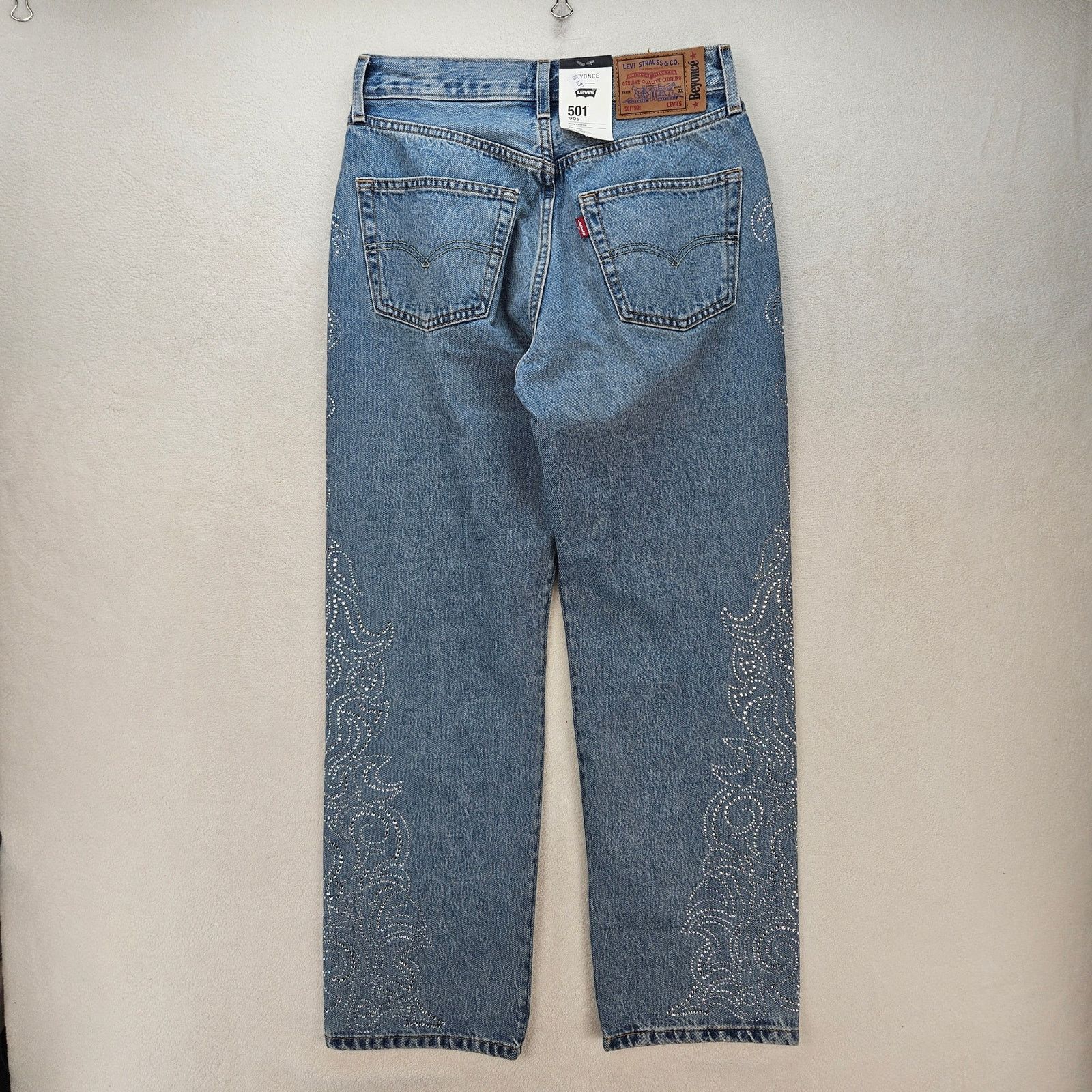 Levi's LEVI'S 501 X BEYONCE 90S STRAIGHT JEANS 26X30 CRYSTAL Size 26" / US 2 / IT 38 - 6 Thumbnail