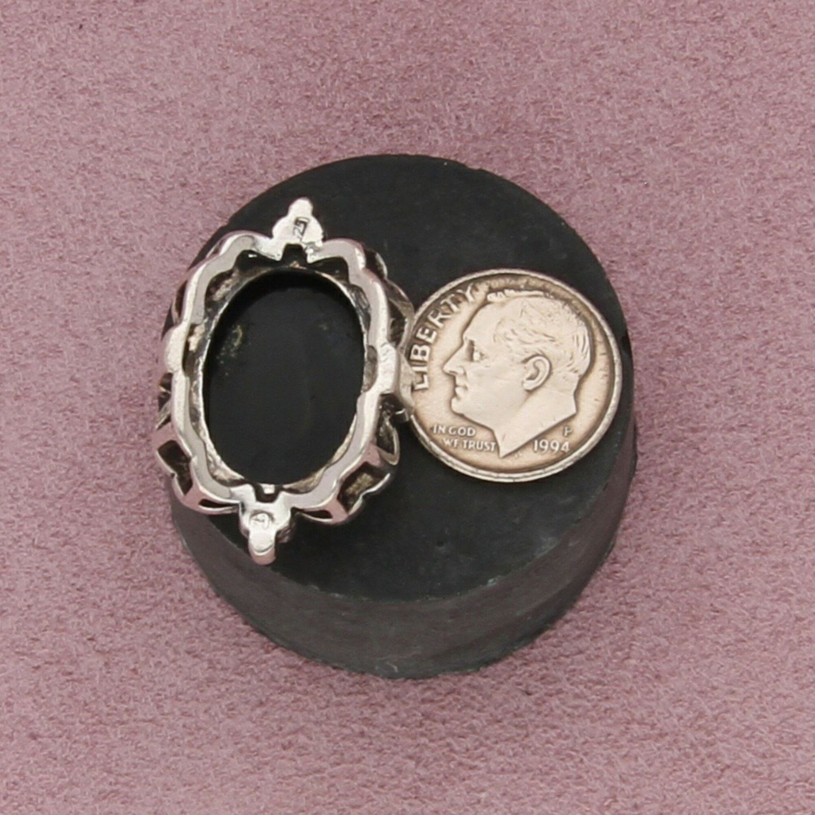 Sterling Silver sterling silver marcasite studded cameo silhouette pendant Size ONE SIZE - 3 Thumbnail