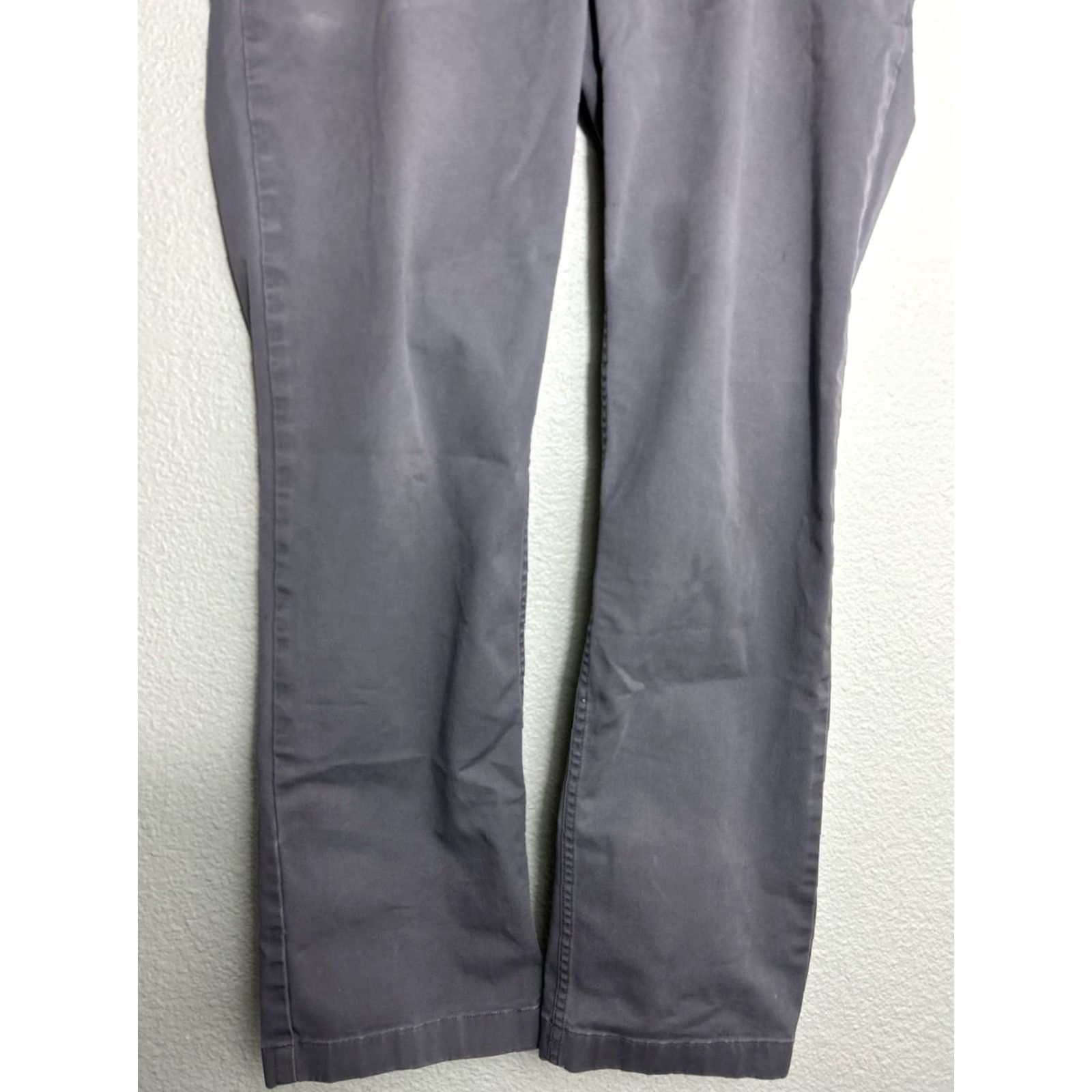 Duluth Trading Company Duluth Trading Co. 40 Grit Slim Fit Cargo Pants Mens Size 36x32 Gray Flat Front Zipper Button Workwear Casual Travel Boots Size US 36 / EU 52 - 2 Thumbnail