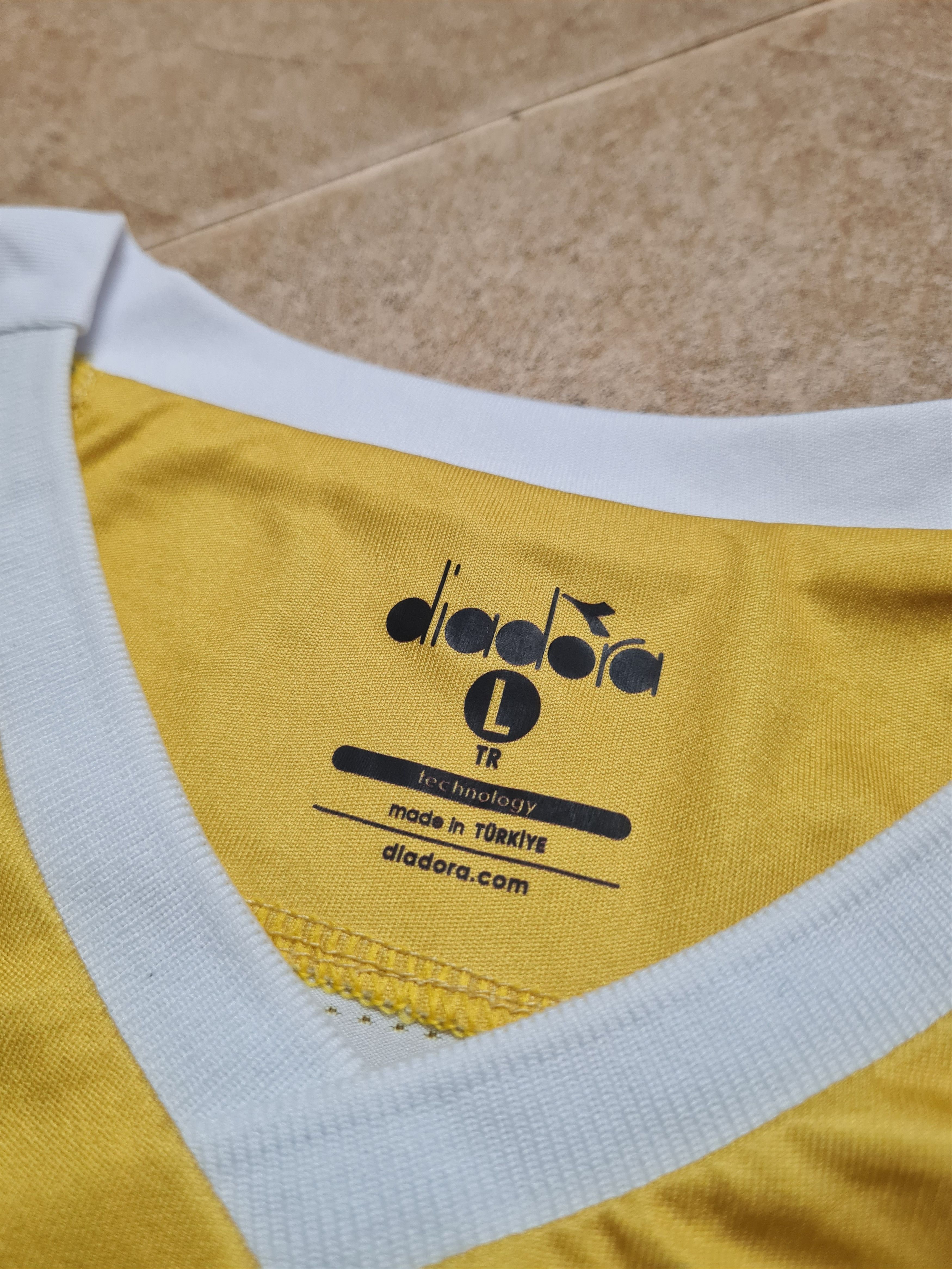 Diadora Football Jersey Diadora Darica Genclerbirligi 2021 Away Size US L / EU 52-54 / 3 - 7 Thumbnail