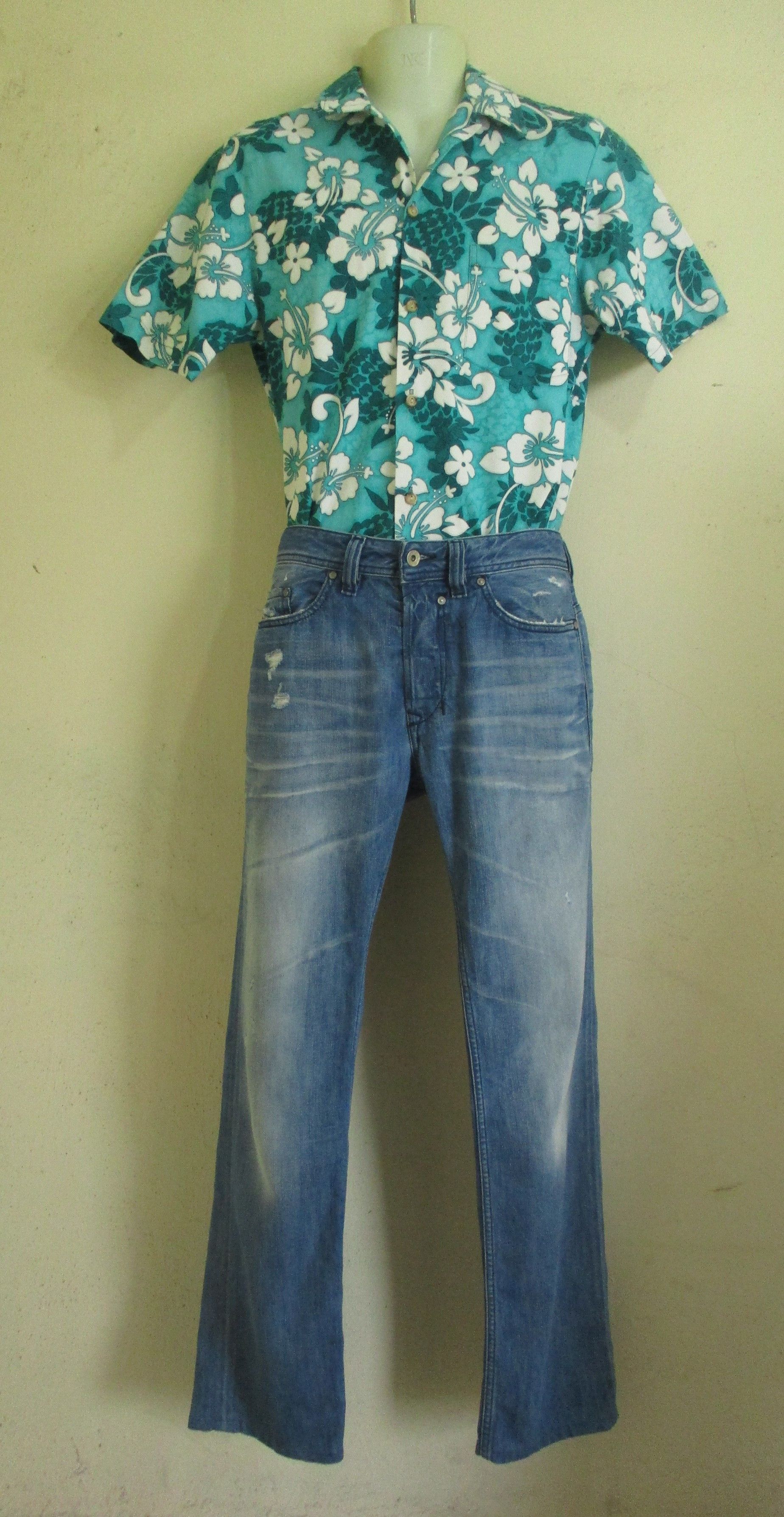 Diesel Safado Wash 008MX Low Rise Distressed Jeans Size US 29 - 1 Thumbnail