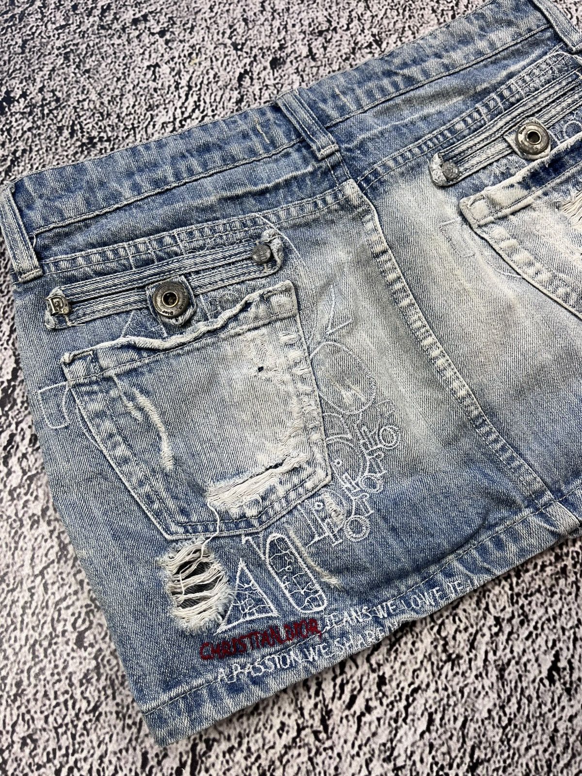 Vintage CHRISTIAN DIOR VIBE SEXY MINI SKIRT DENIM JEANS MONOGRAM Size 29" - 6 Thumbnail