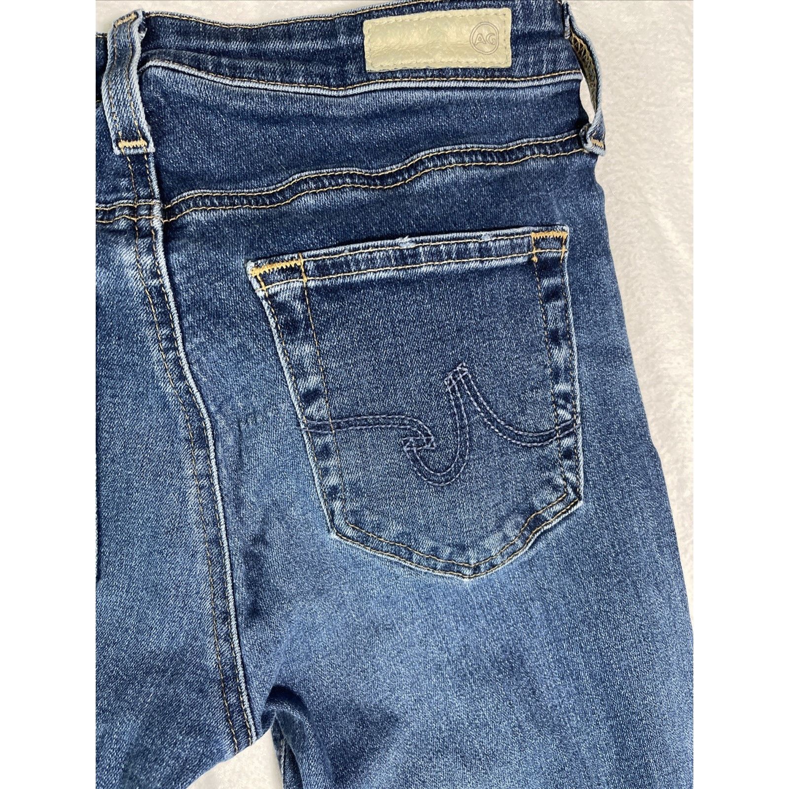 AG Adriano Goldschmied AG Adriano Goldschmied Harper Essential Straight Jeans 25 Size 25" / US 0 / IT 36 - 6 Thumbnail