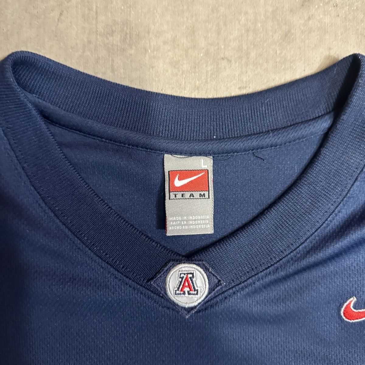 Nike University of Arizona Wildcats Basketball Jersey Number 34 Size US M / EU 48-50 / 2 - 3 Thumbnail