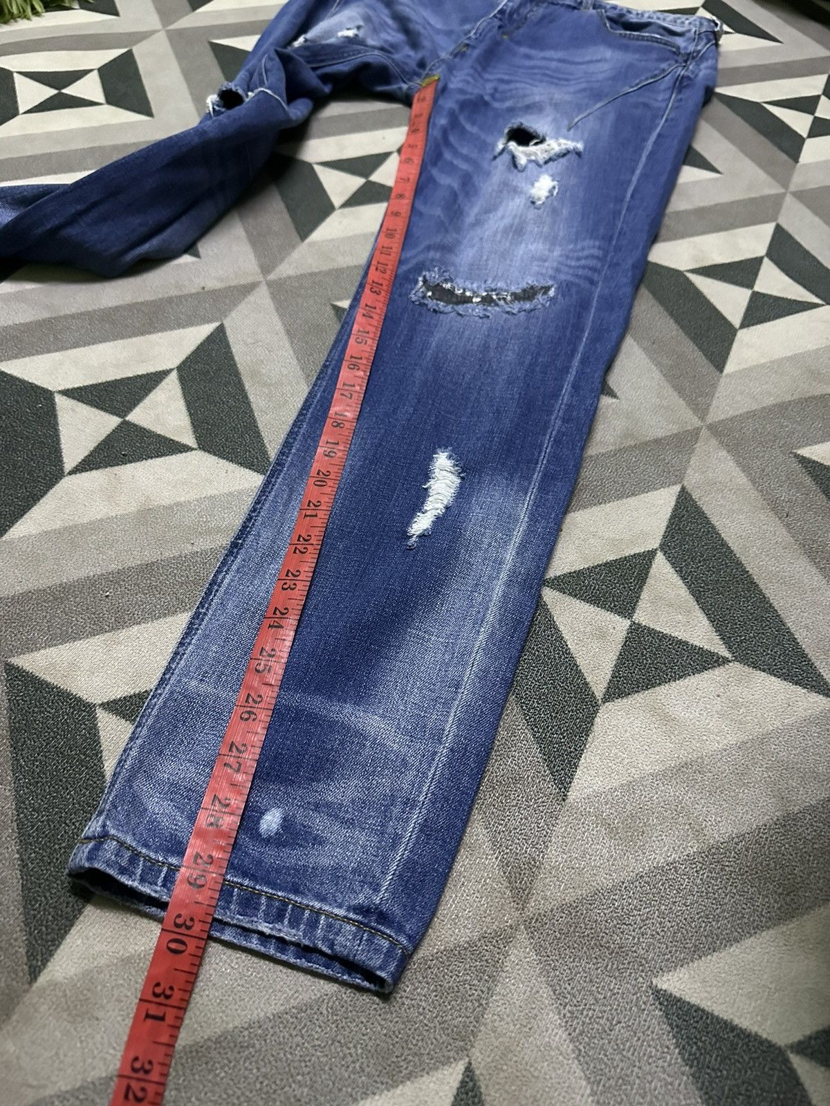 Number (N)ine Number nine distressed style denim jeans Size US 31 - 12 Thumbnail