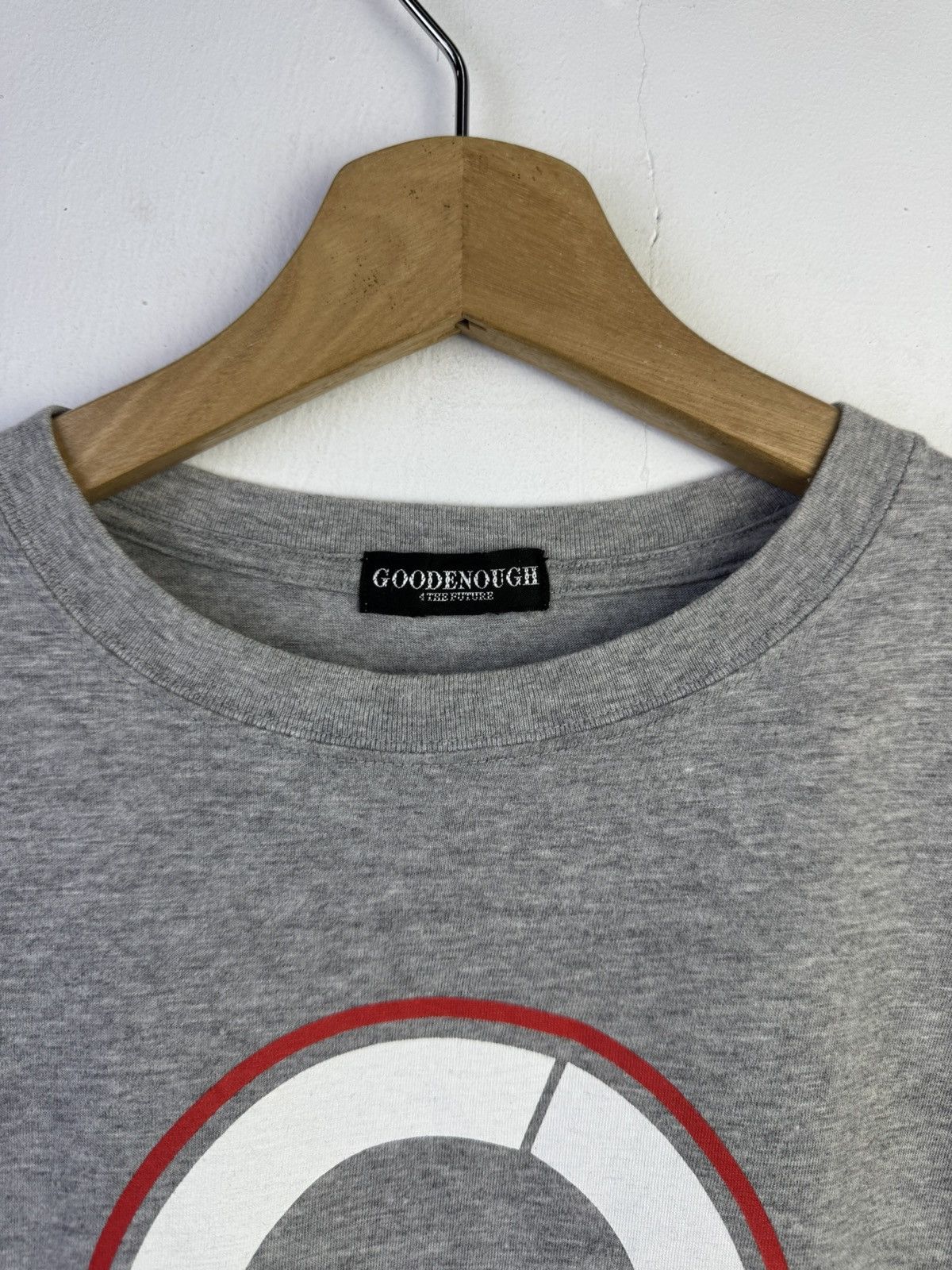 GOODENOUGH vintage Goodenough T-shirt in grey with a logo graphic. Size US M / EU 48-50 / 2 - 5 Thumbnail