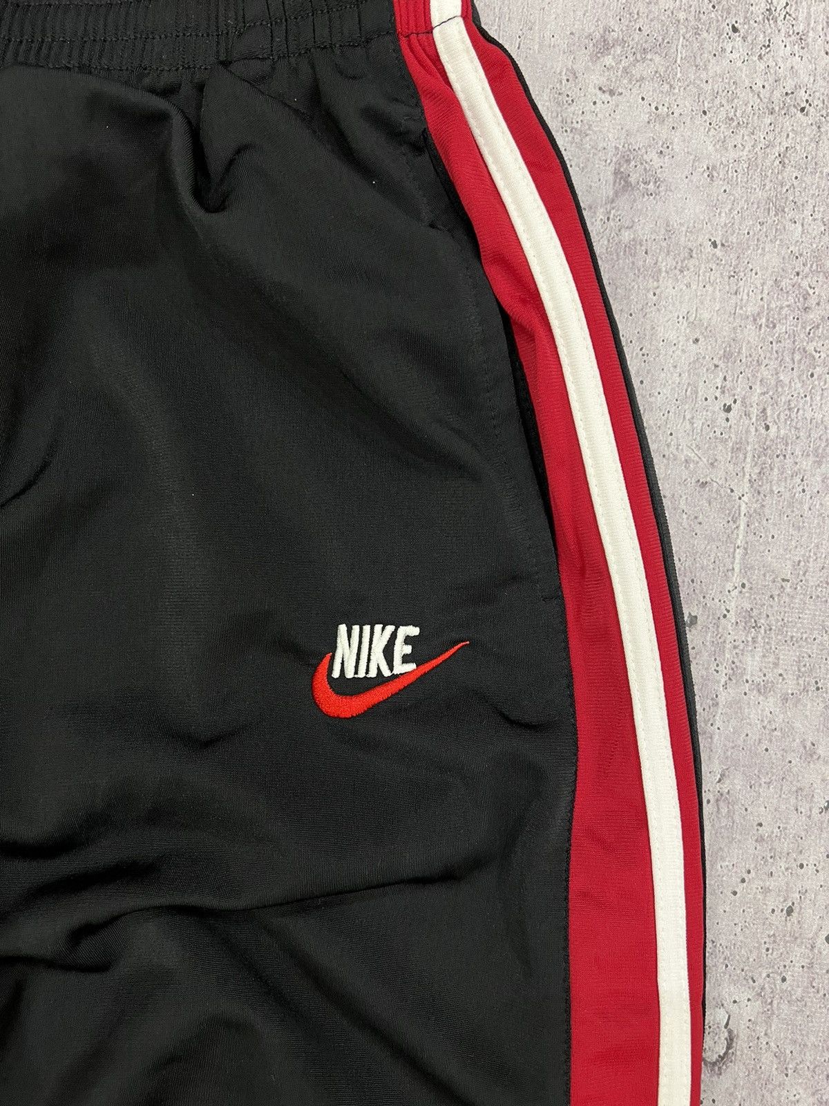 Nike Vintage Nike 90s Track Pants Y2K Size US 32 / EU 48 - 8 Thumbnail