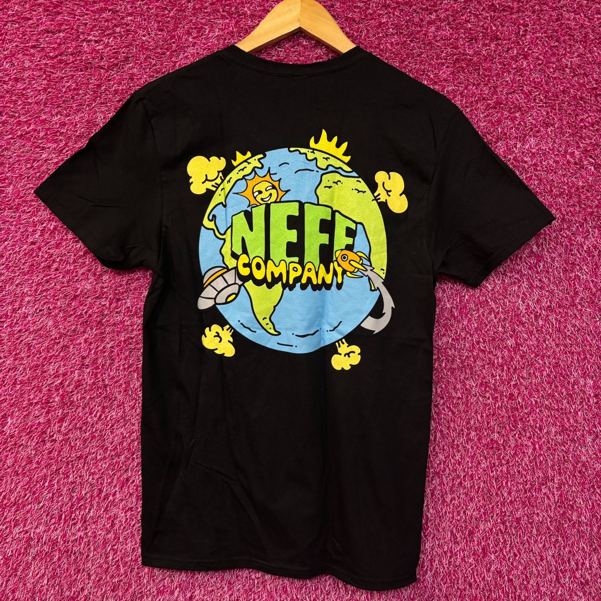 NEFF Neff Company Earth UFO Invasion Graphic Design T-Shirt Small Size US S / EU 44-46 / 1 - 3 Thumbnail