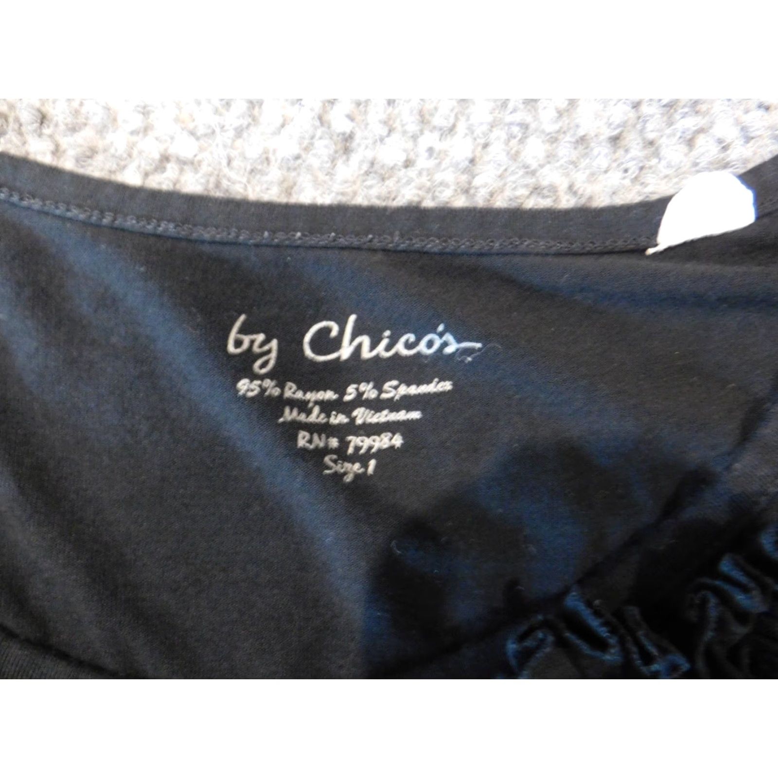 Vintage Chicos Blouse Shirt Women Kid s 1 Black Flower Stretch Rayon Spandex Crew Neck Short Sleeve Pullover Casual Button Basic Vintage No Regular Womens Size XS / US 0-2 / IT 36-38 - 5 Thumbnail